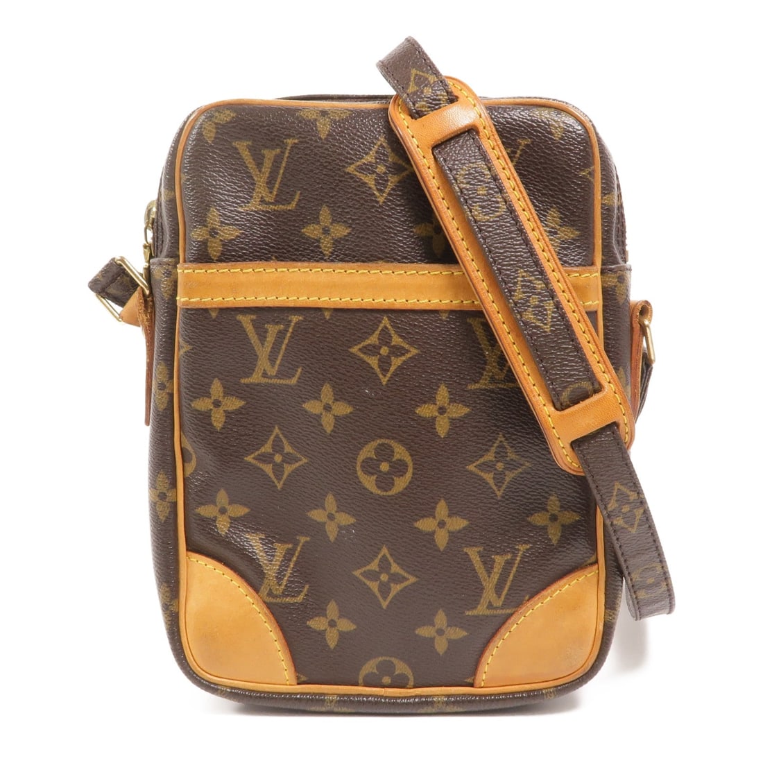 Louis Vuitton Danube Monogram: Danube shoulder bag in brown Monogram canvas. Size 15 x 21 x 5 cm.