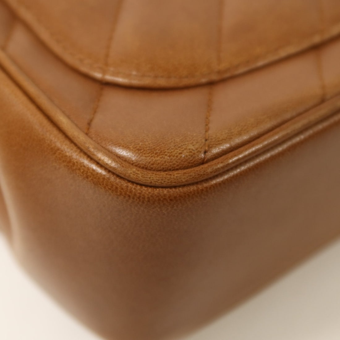 Chanel Chain Shoulder Bag Brown - 16