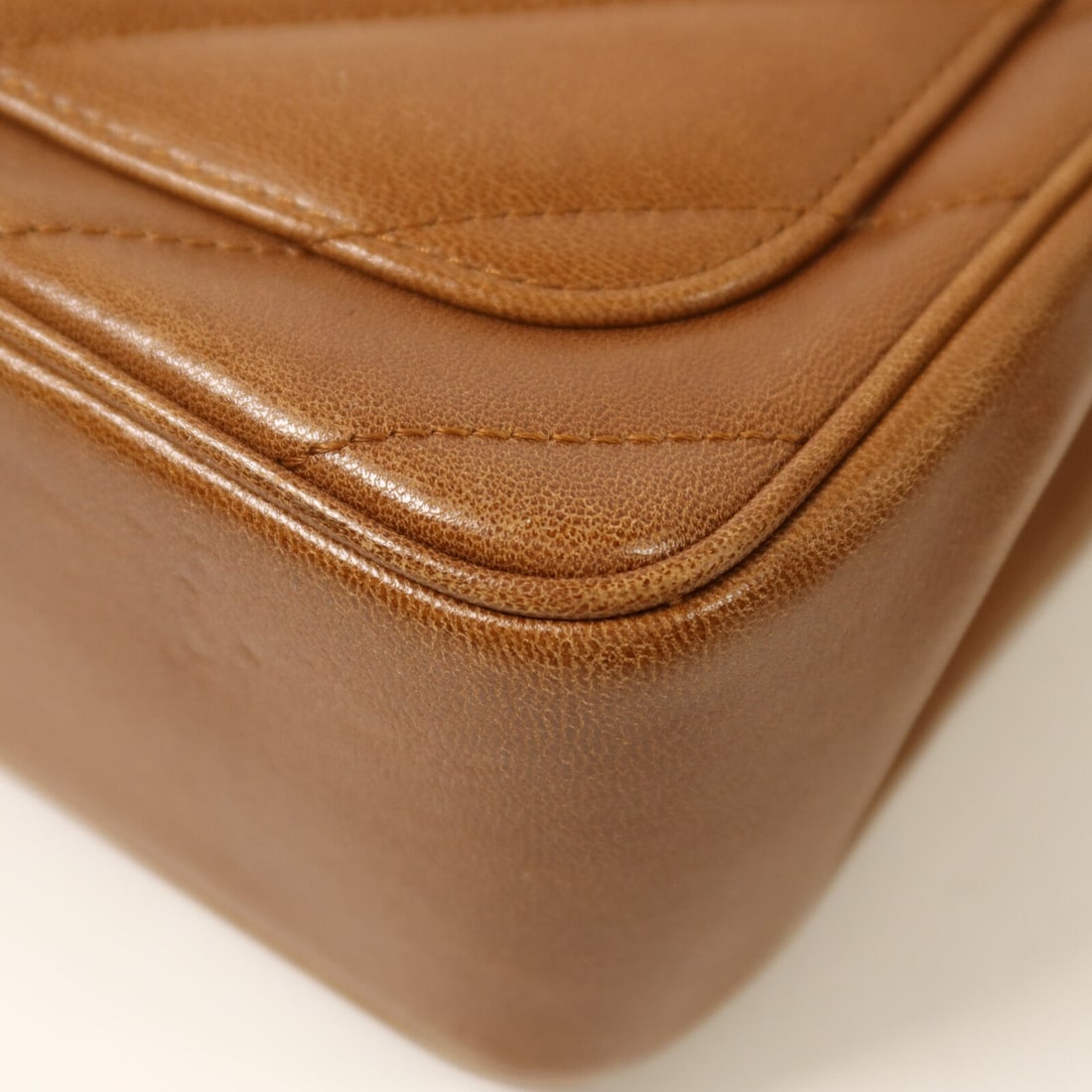 Chanel Chain Shoulder Bag Brown - 17