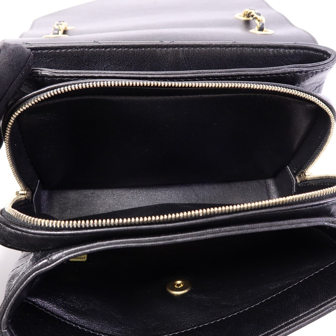 Chanel Chain Shoulder Bag Black - 5