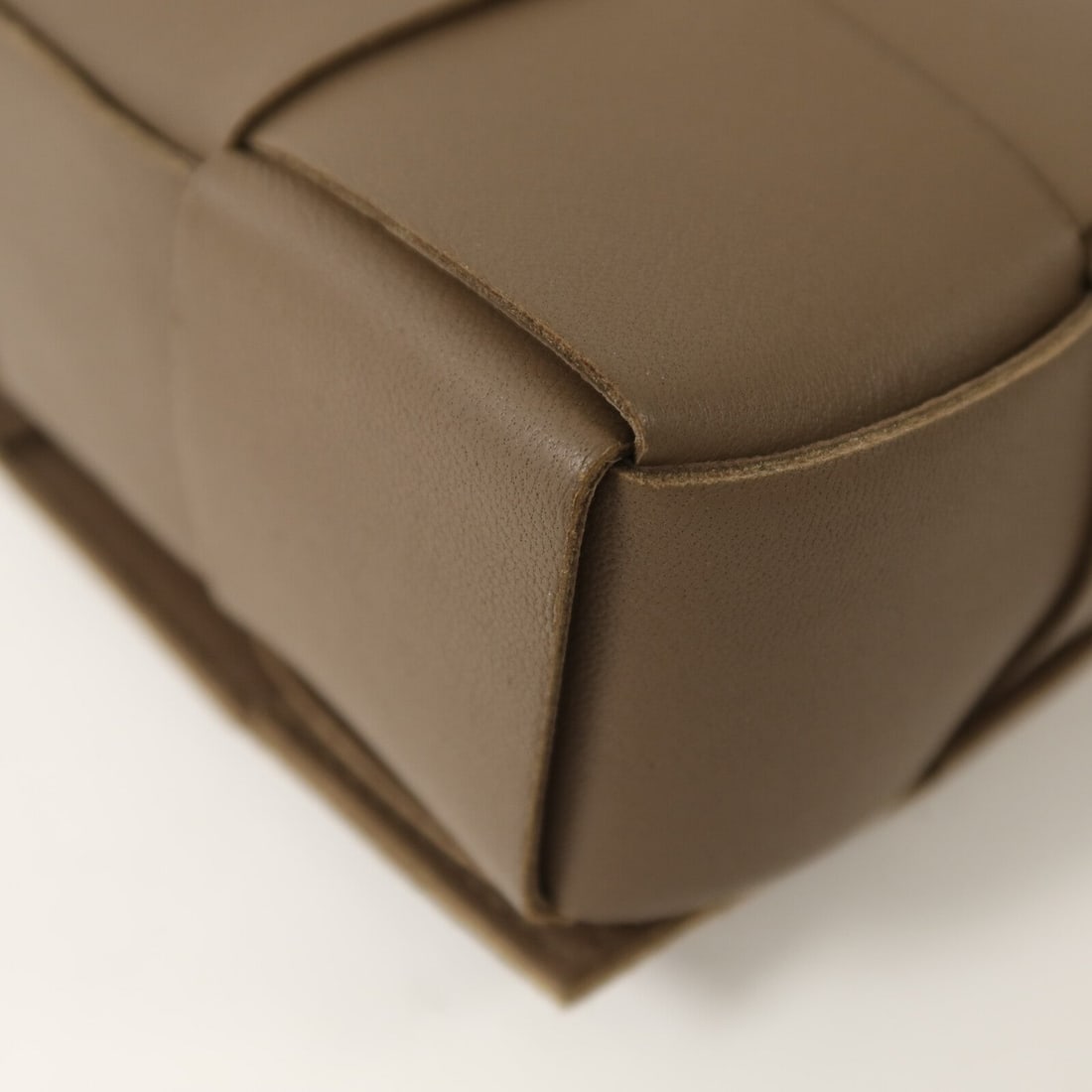 Bottega Candy Cassette Brown - 13