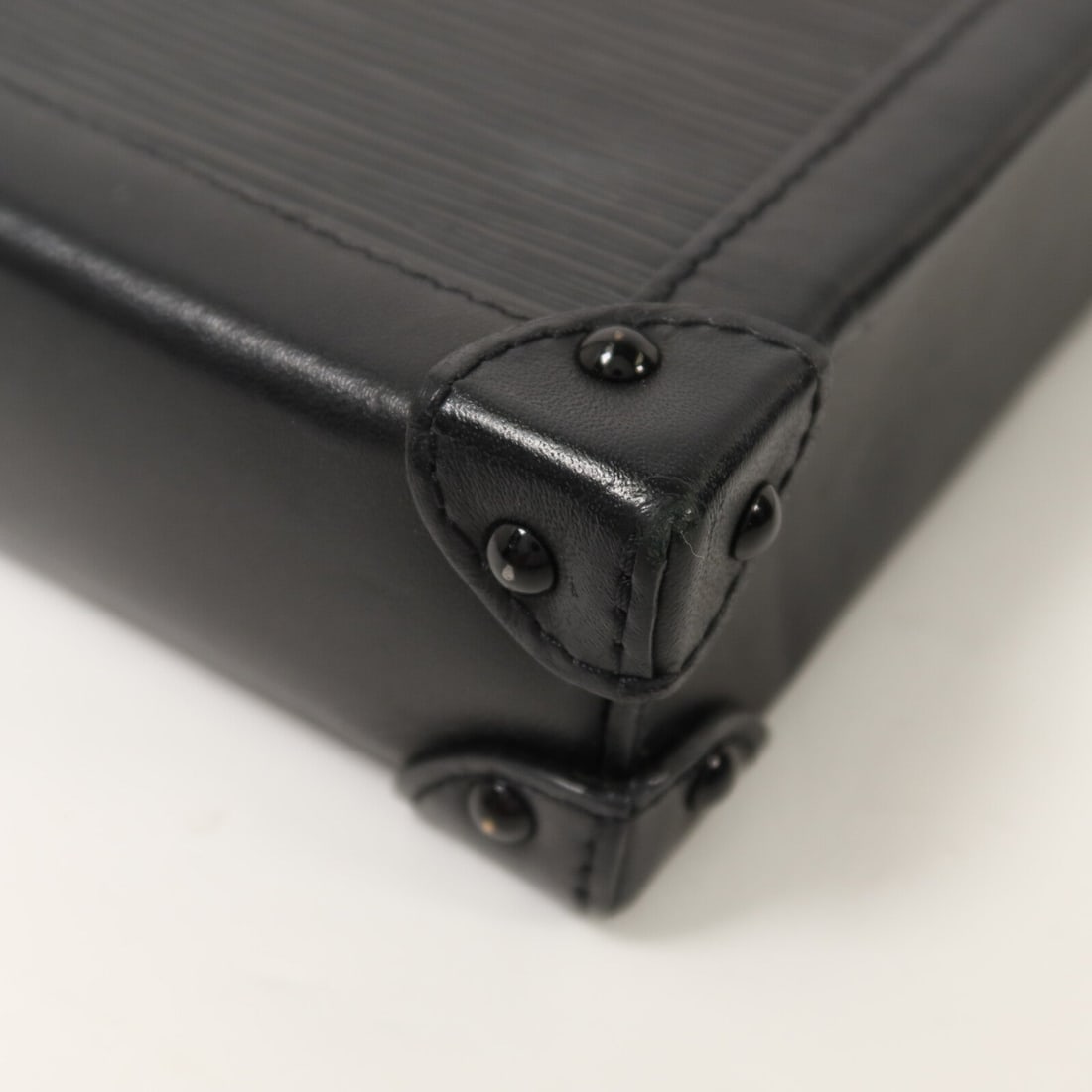 Louis Vuitton Trunk Verticale Black - 11