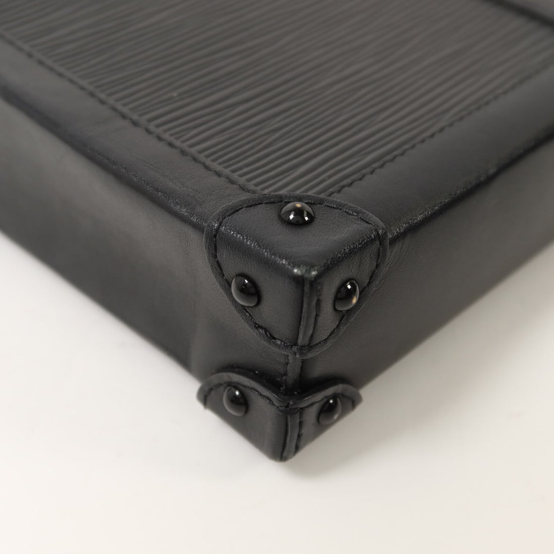 Louis Vuitton Trunk Verticale Black - 12