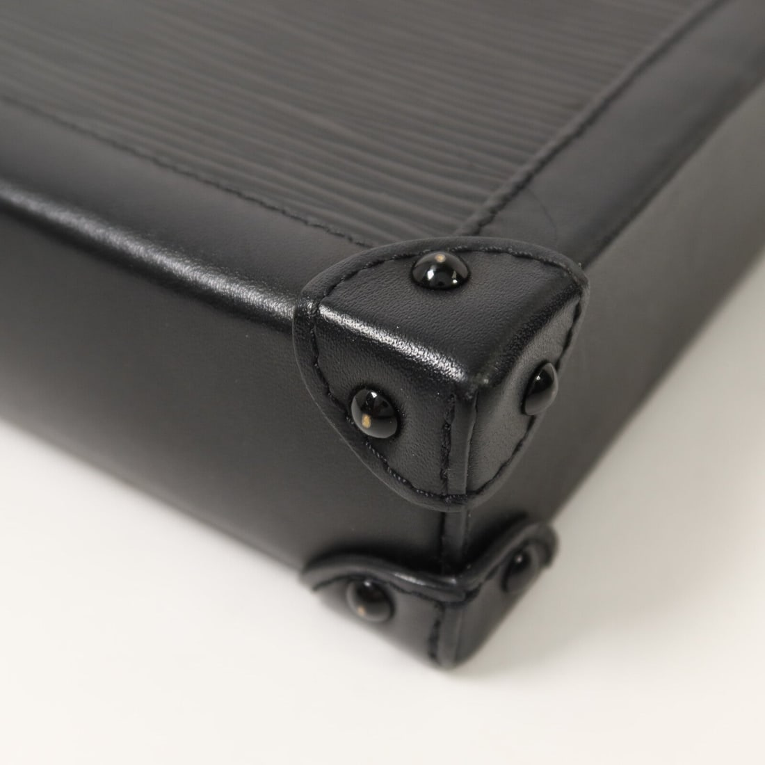 Louis Vuitton Trunk Verticale Black - 13