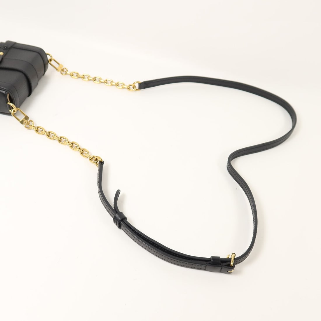 Louis Vuitton Trunk Verticale Black - 8