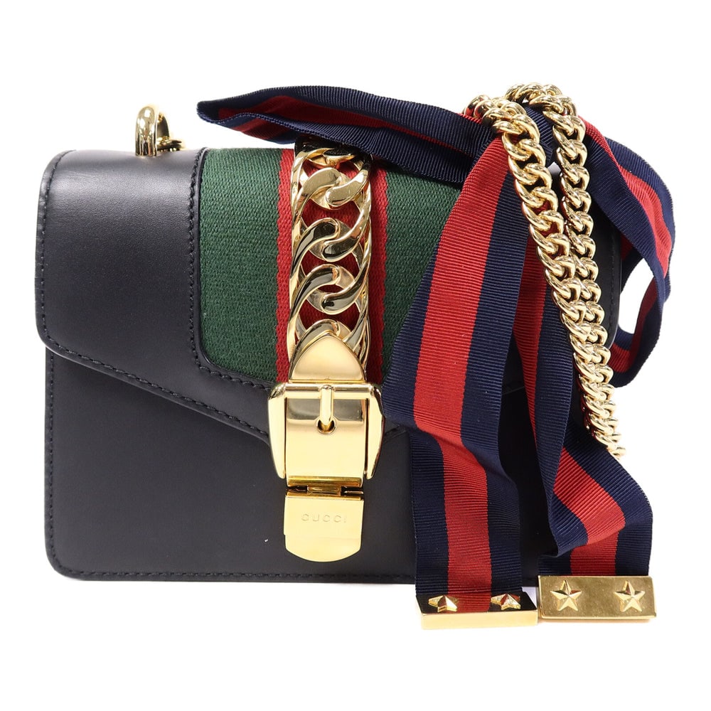 Gucci Sylvie Shoulder 431666 Black: Sylvie shoulder bag 431666 in black calfskin. Includes storage bags. Size 19 x 14.5 x 7.5 cm.