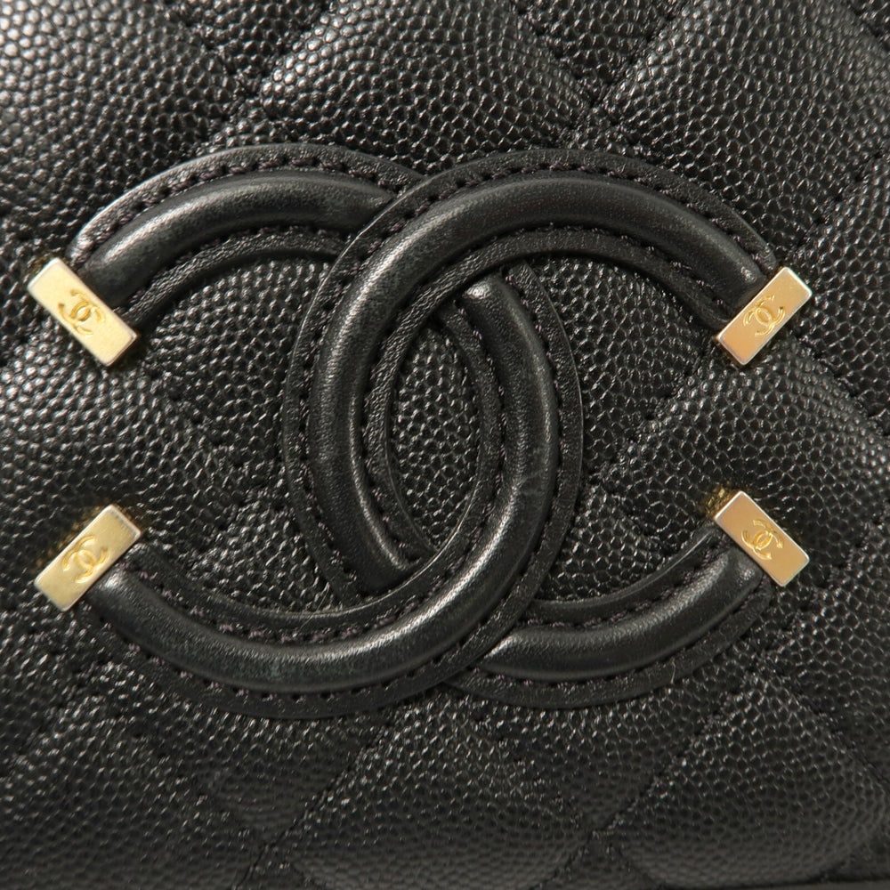 Chanel Vanity Case 17 Black - 6