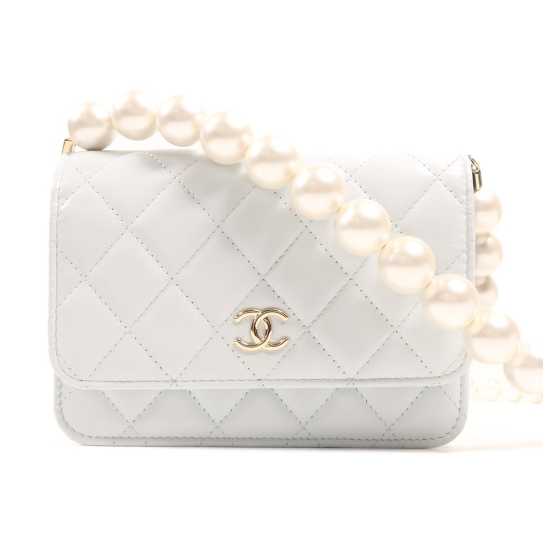 Chanel Wallet on Chain Blue: Light blue calfskin wallet on chain.