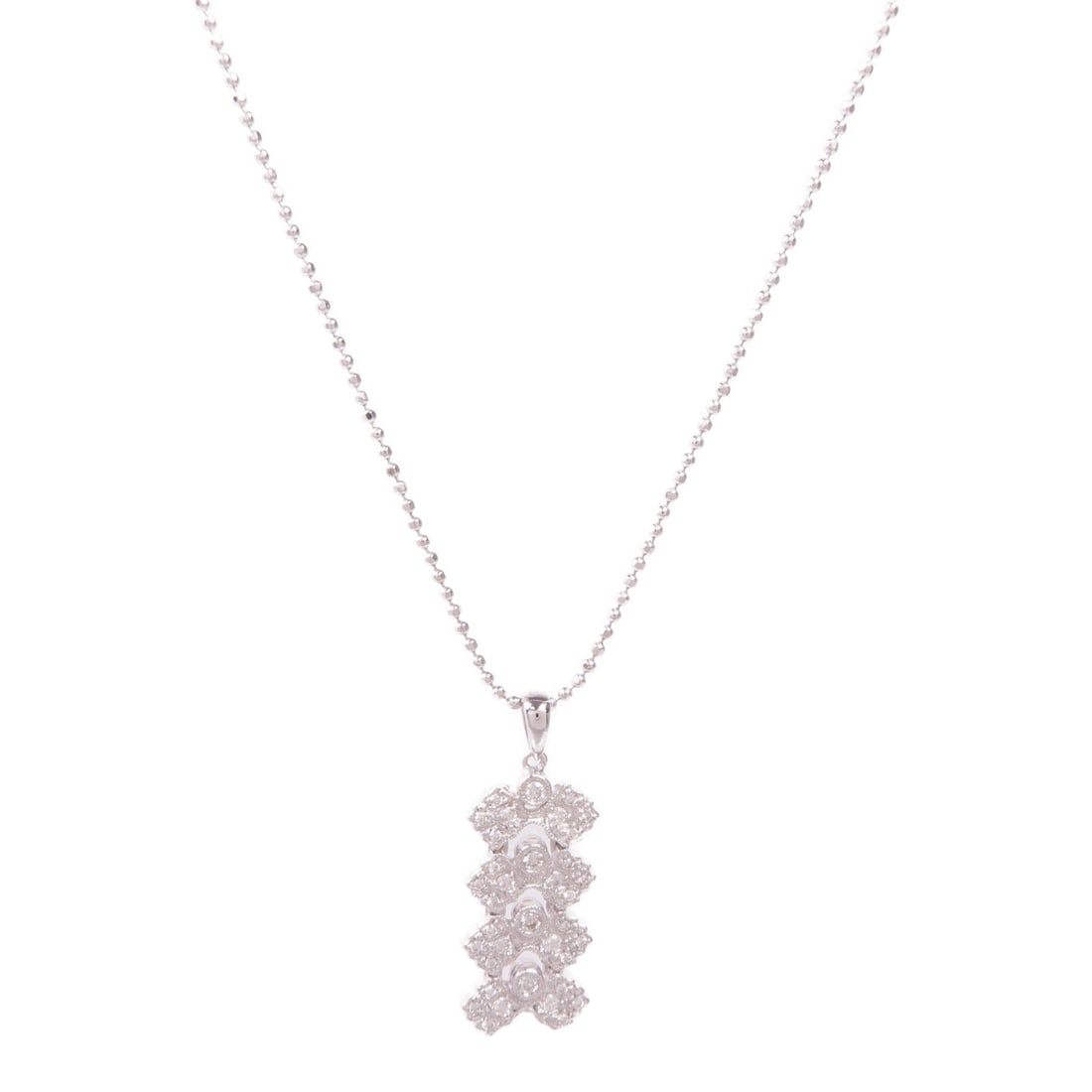 Diamond Necklace WG Silver: Diamond necklace in 18K white gold and 925 sterling silver.