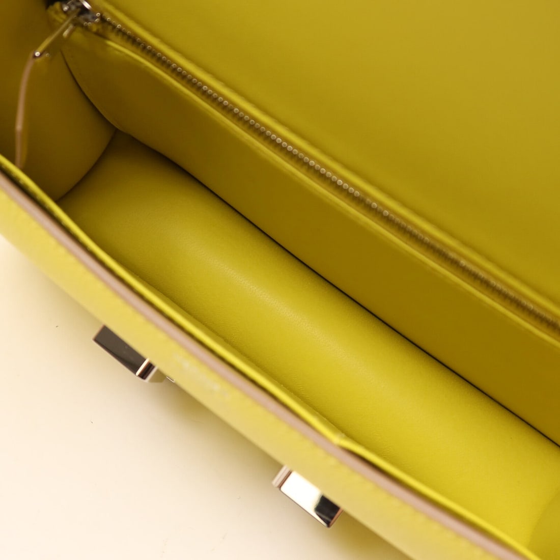 Hermes Constance 24 Lime - 5