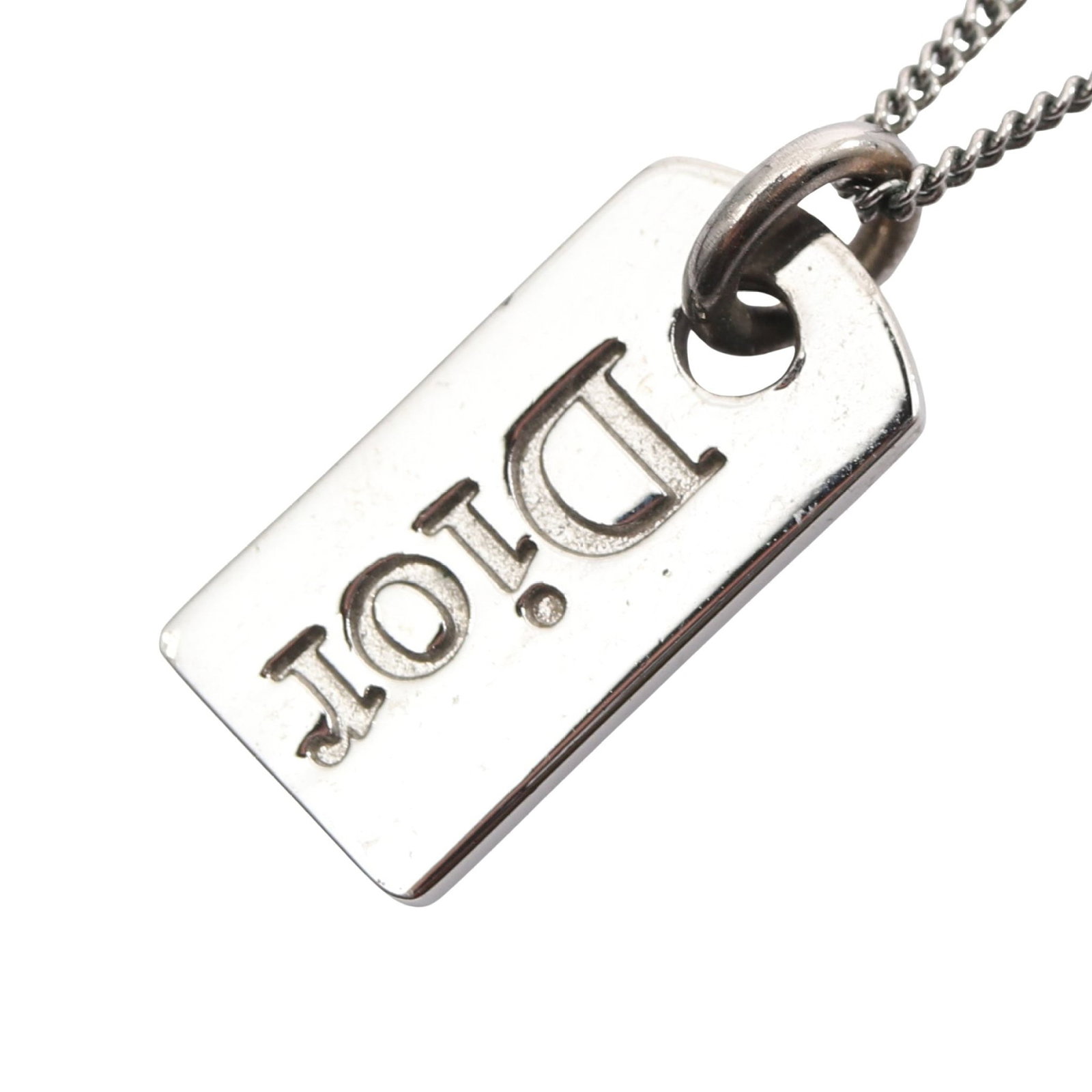 Dior Logo Plate Necklace Silver: Necklace with logo plate in silver tone.