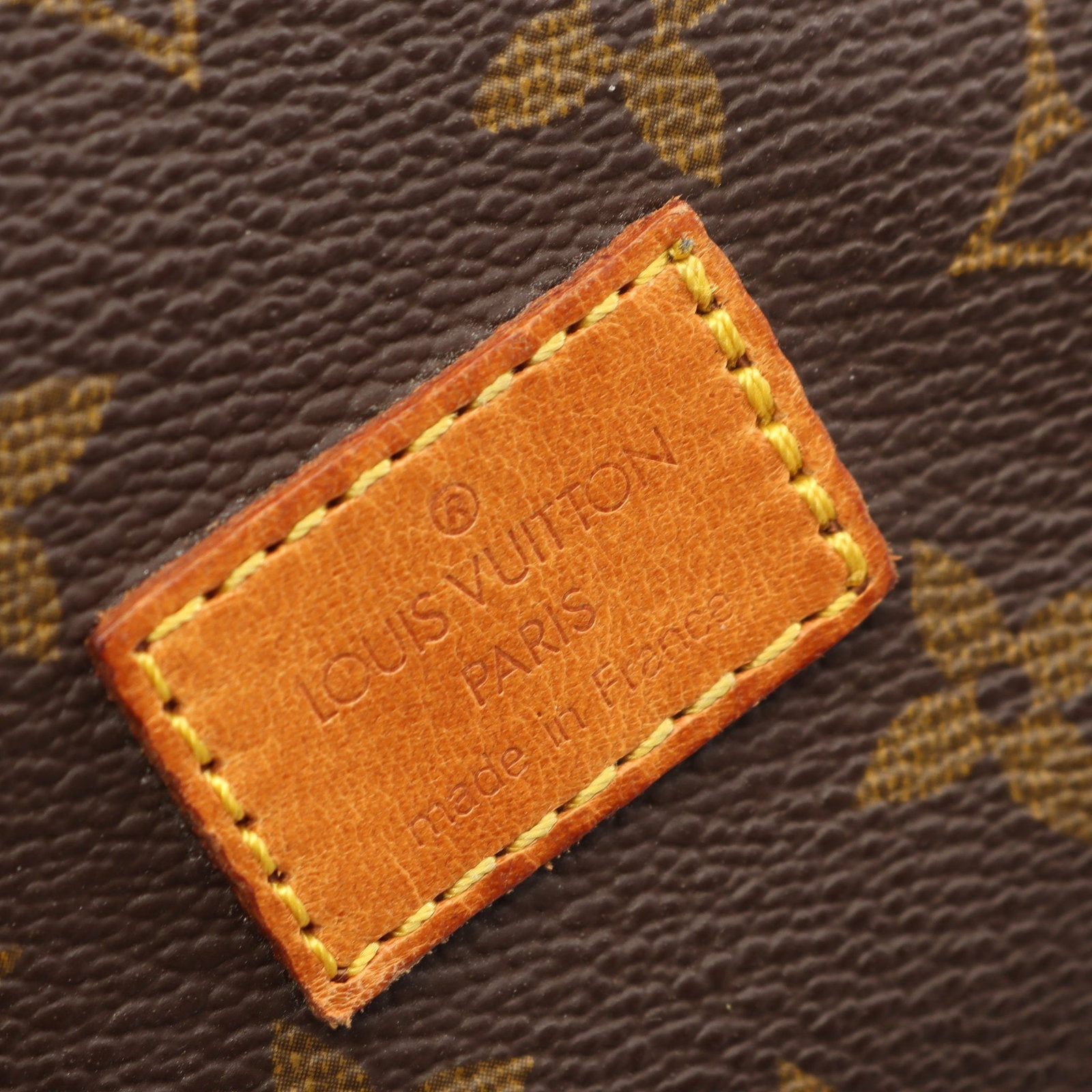 Louis Vuitton Saumur 30 Monogram - 5