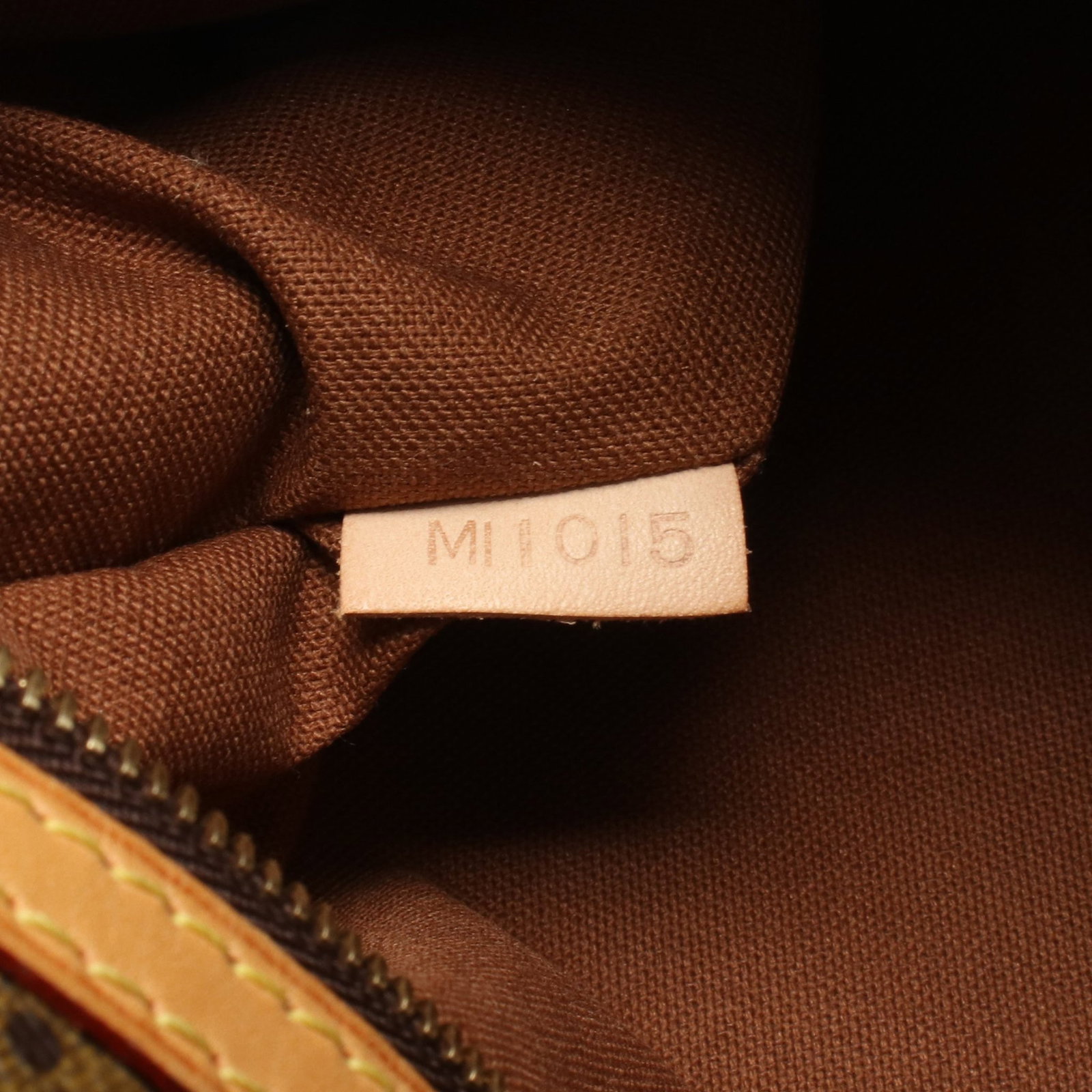Louis Vuitton Pochette Bosphore - 5