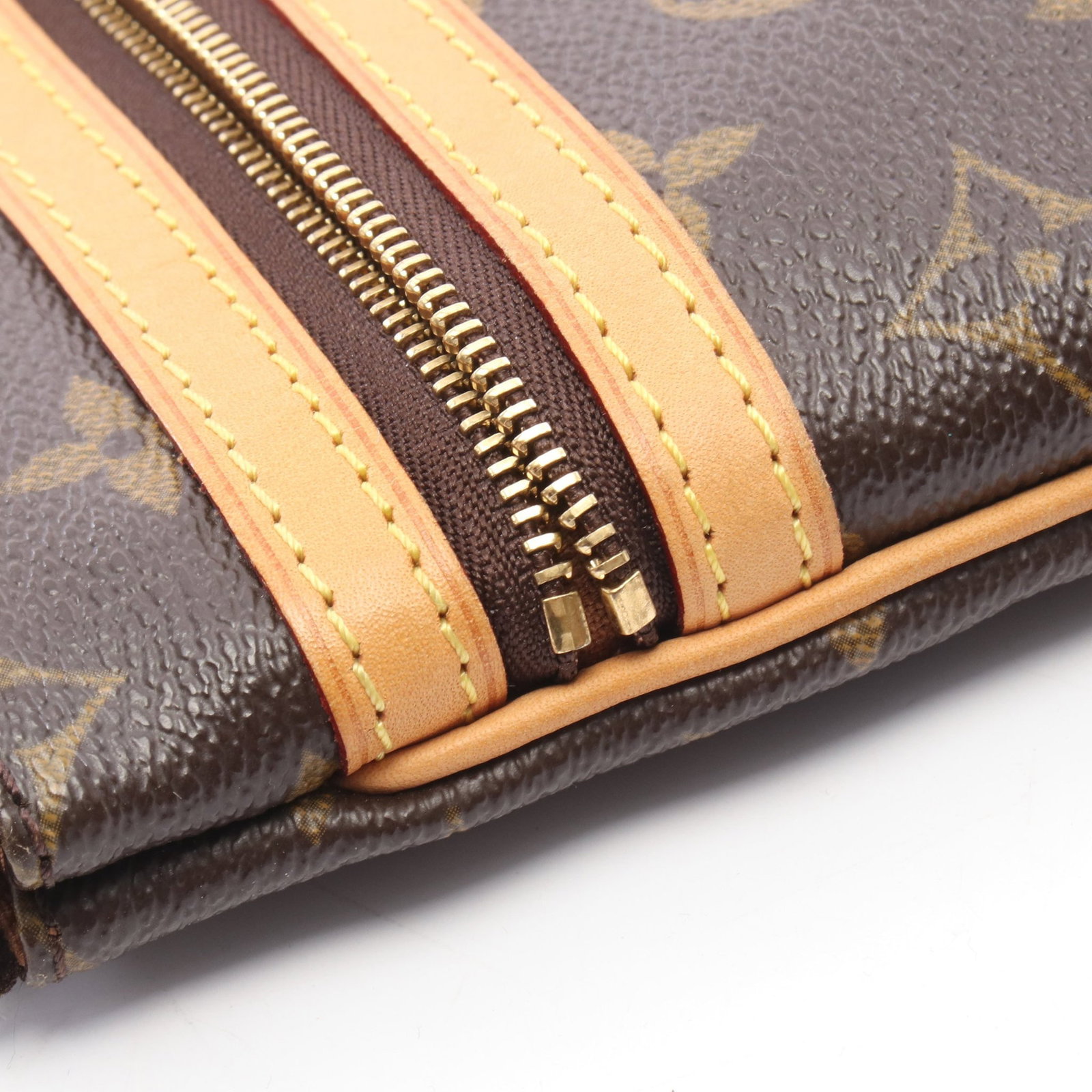 Louis Vuitton Pochette Bosphore - 6