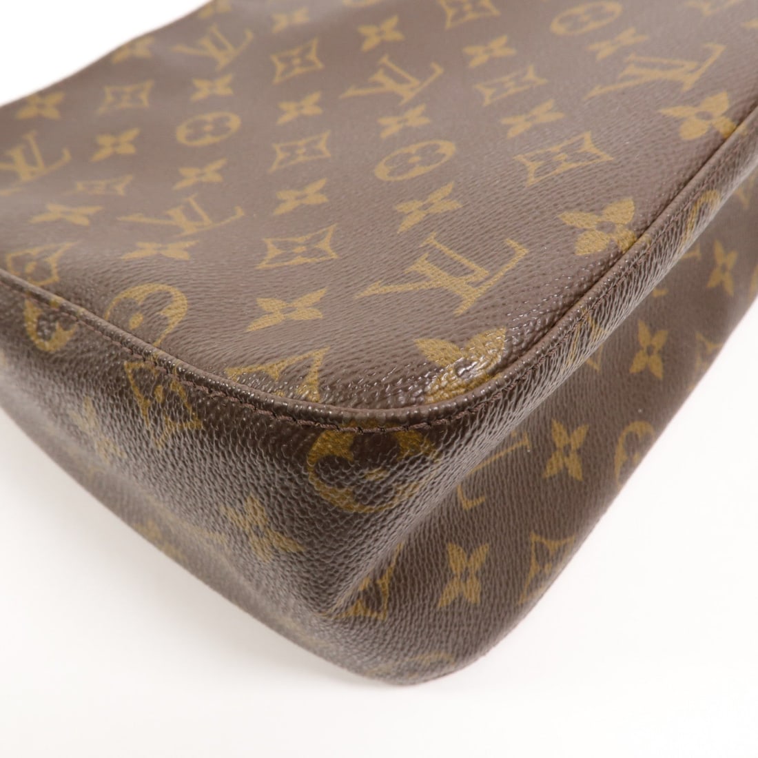 Louis Vuitton Looping GM Monogram - 12