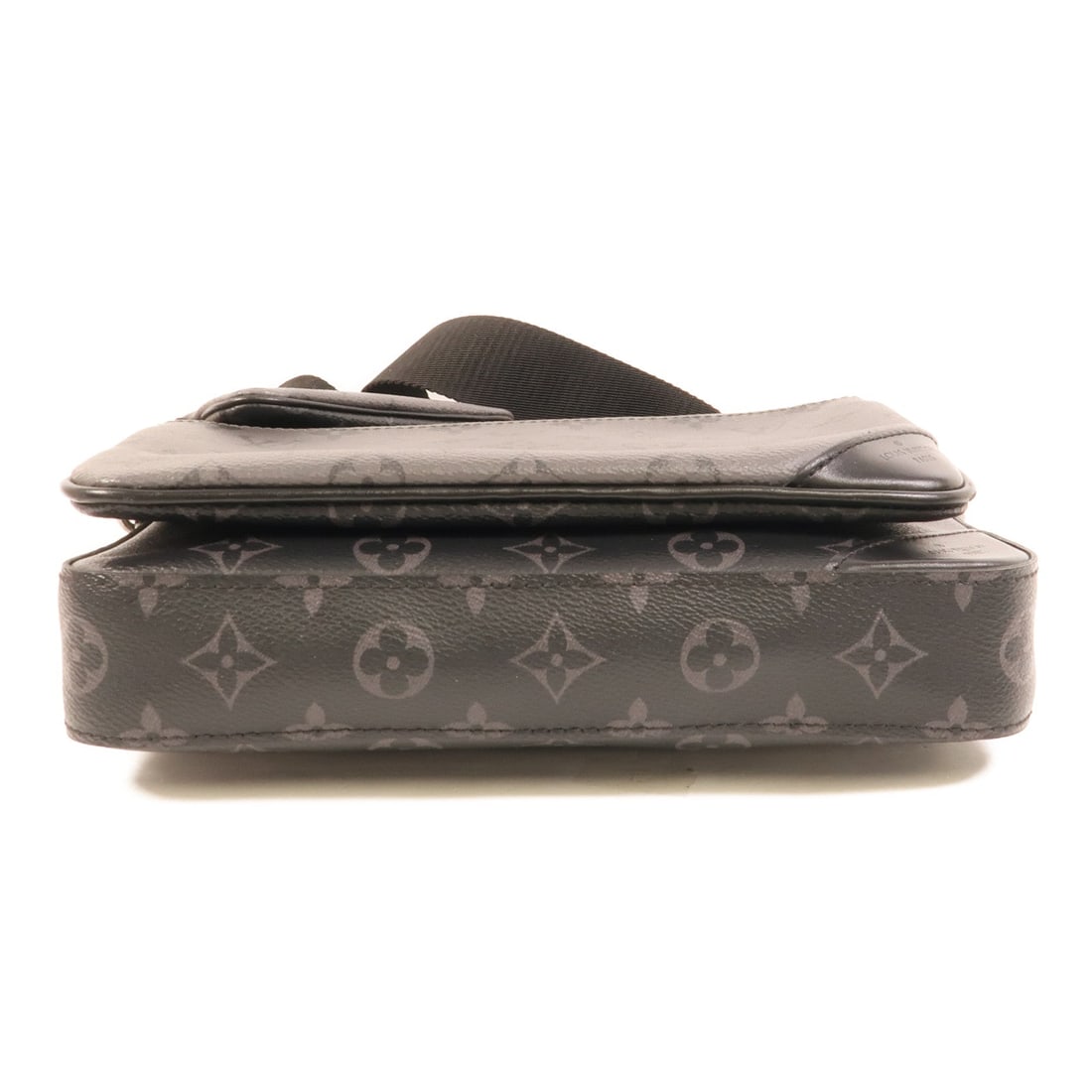 Louis Vuitton Trio Messenger - 4