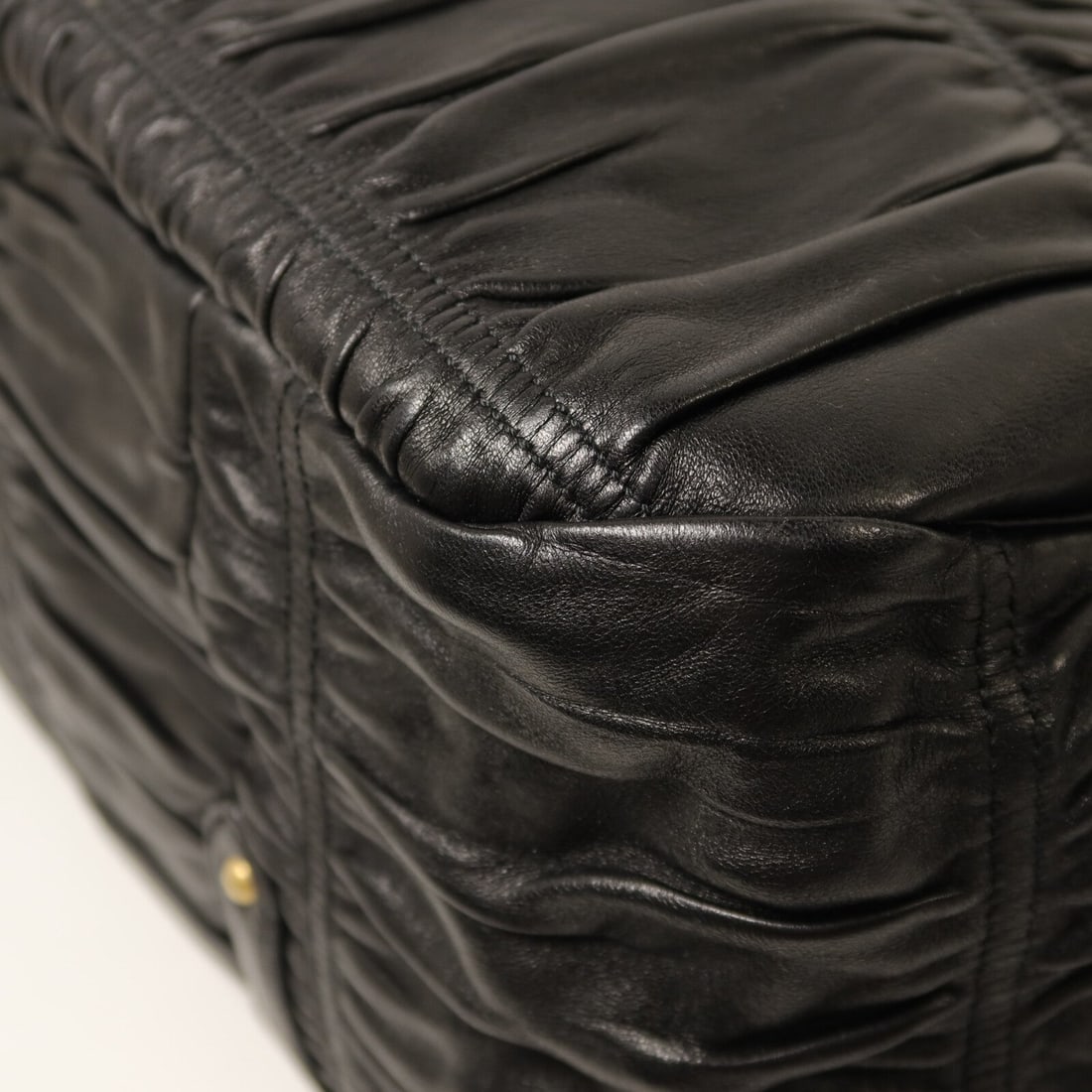 Prada Gaufre Messenger Black - 18