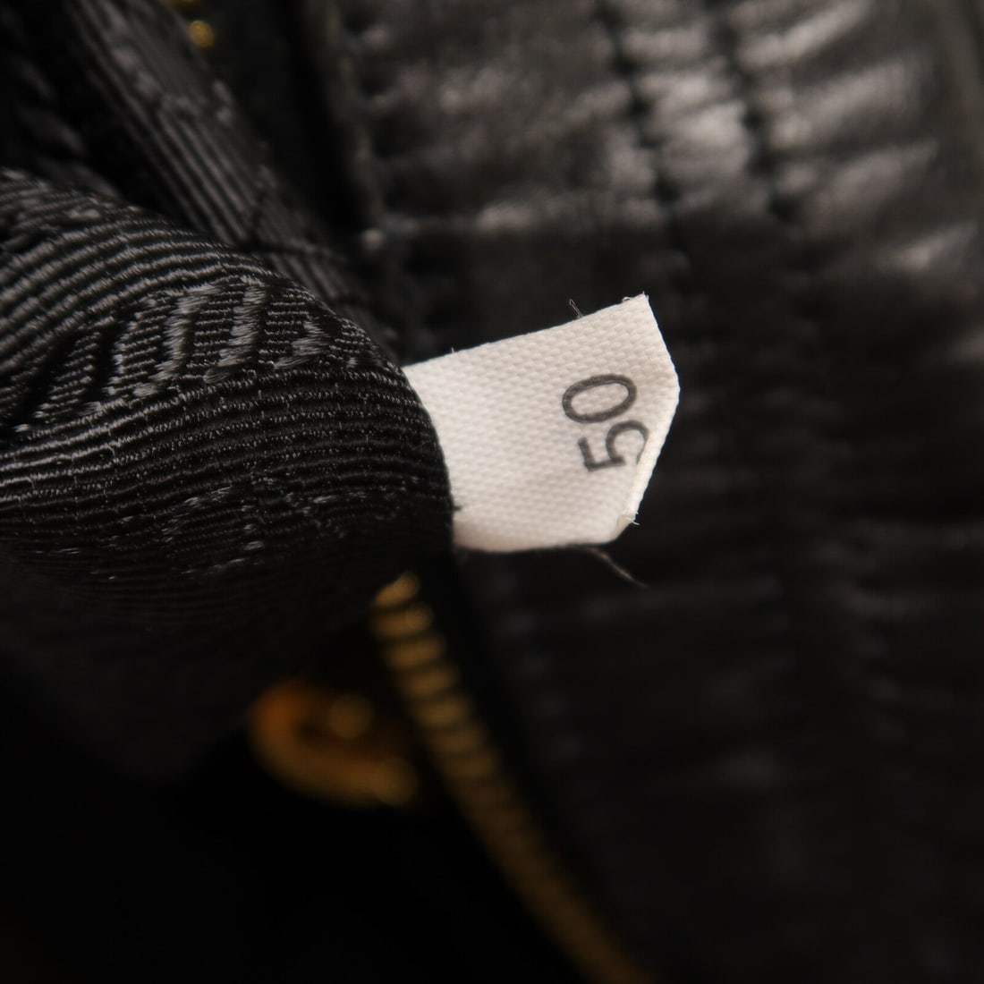 Prada Gaufre Messenger Black - 8