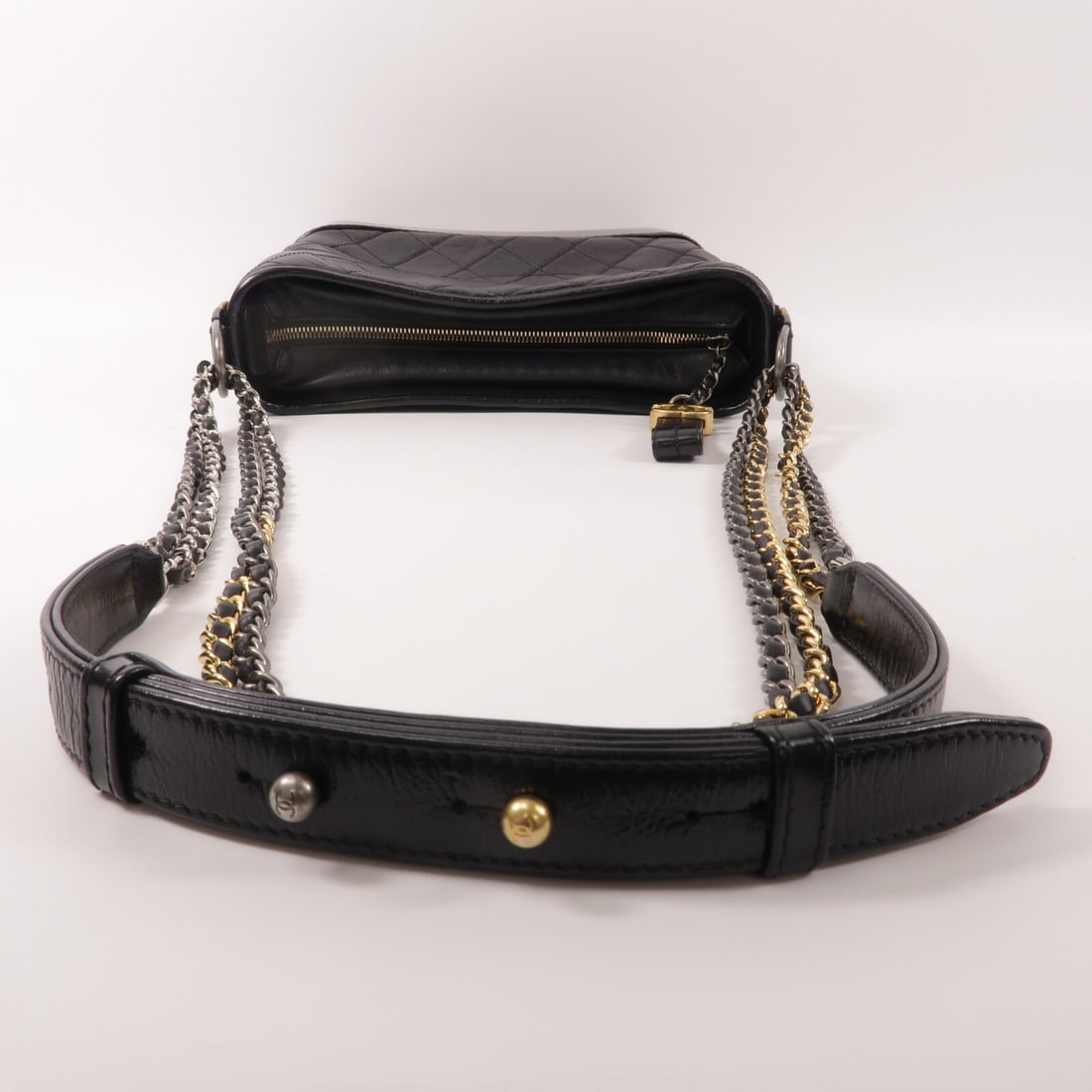 Chanel Gabrielle Medium Black - 10