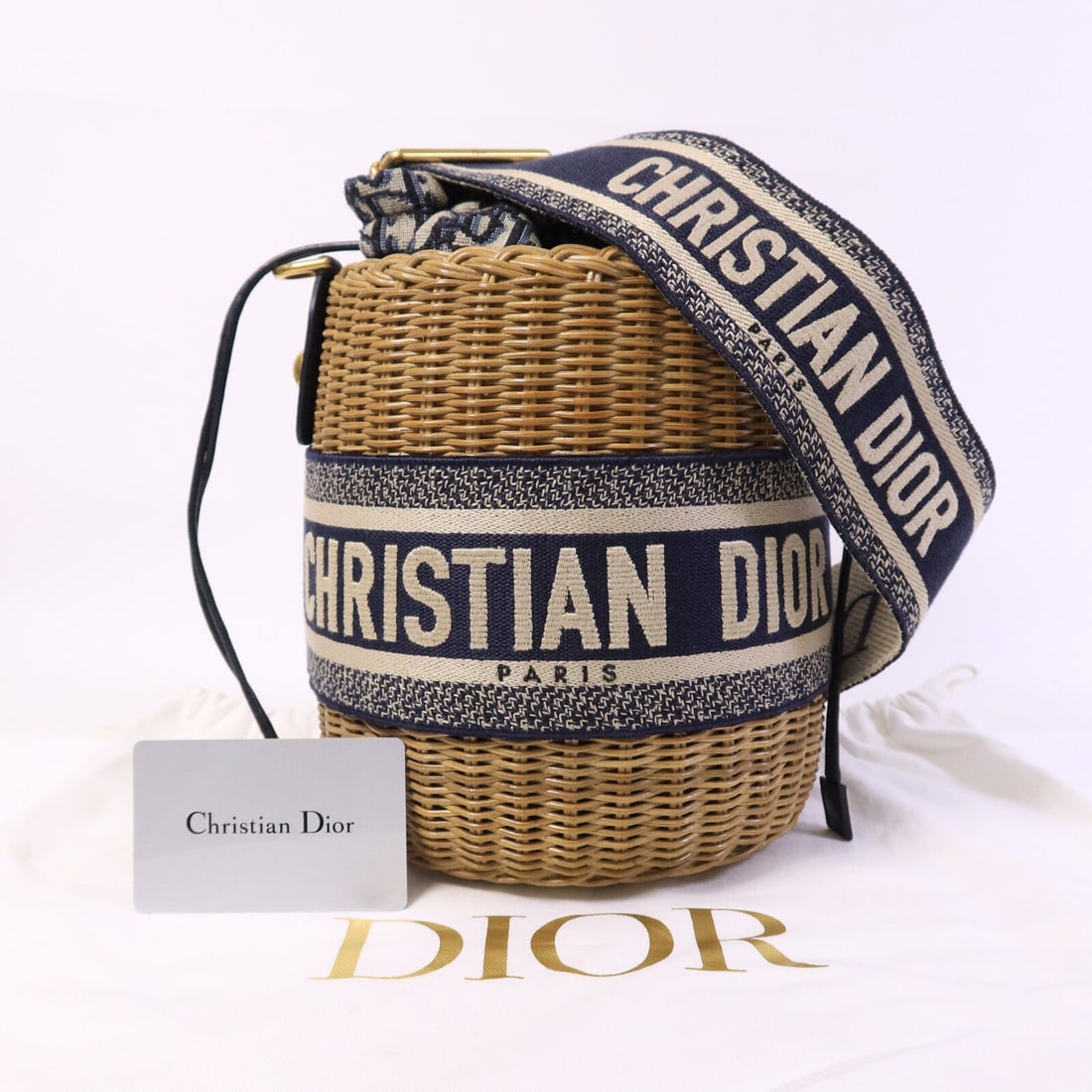 Dior Wicker Bucket Bag - 10