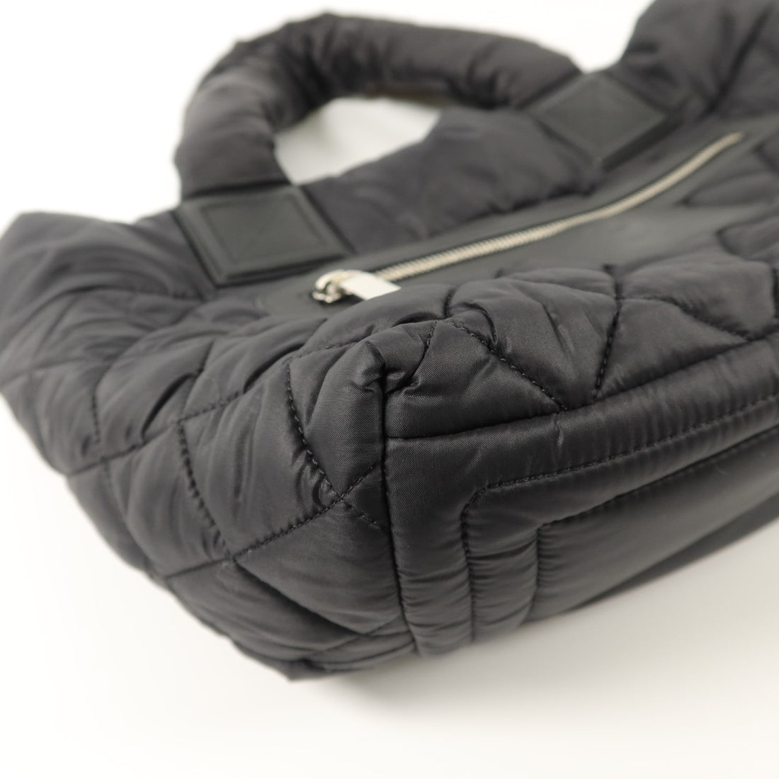 Chanel Coco Cocoon Small Black - 13
