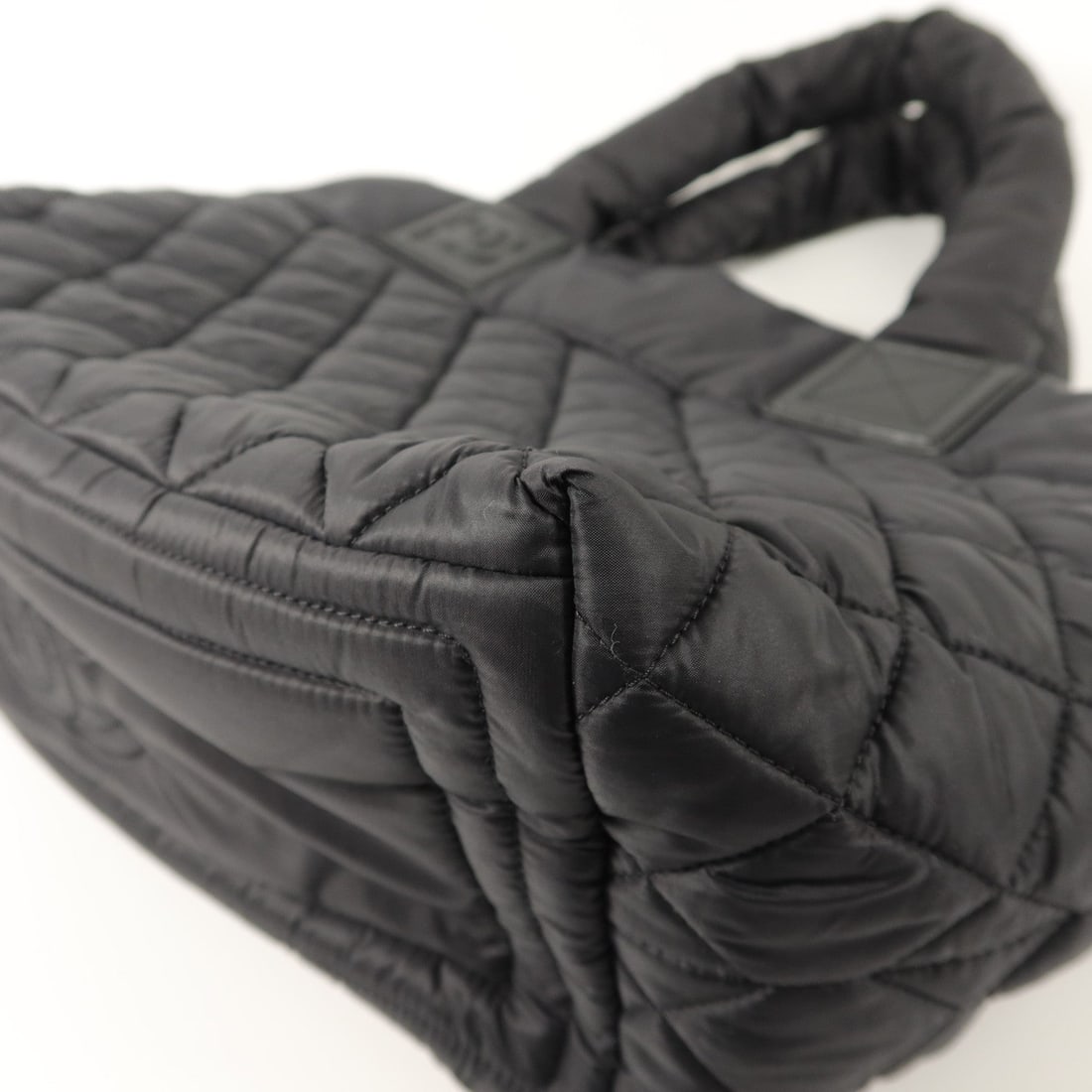 Chanel Coco Cocoon Small Black - 14