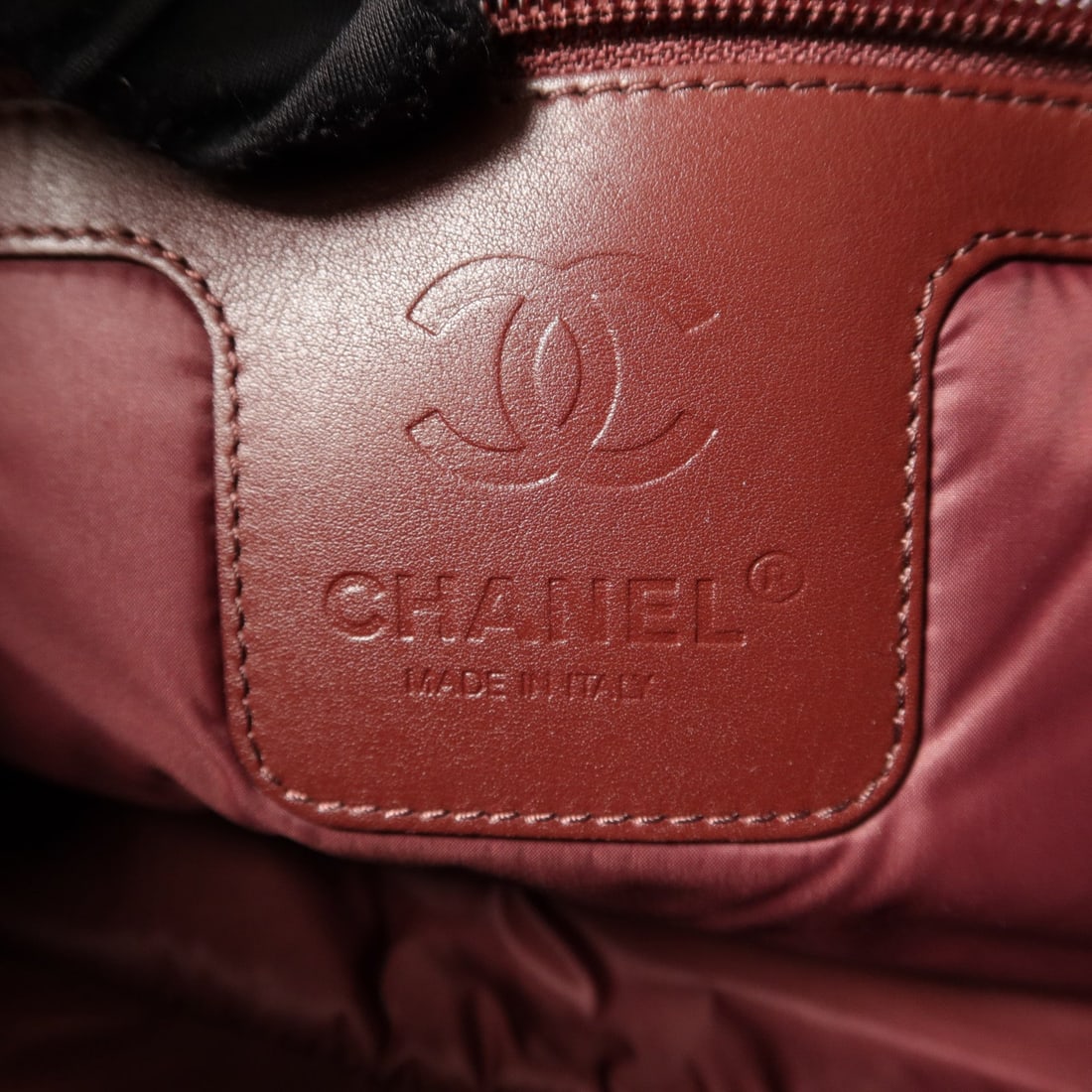 Chanel Coco Cocoon Small Black - 6