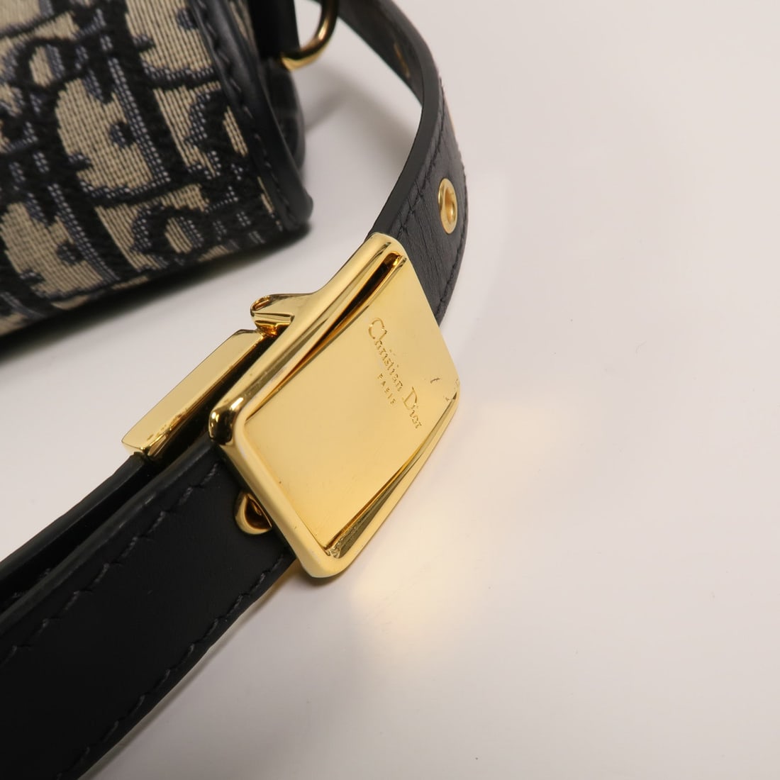 Dior Mini Bobby - 11