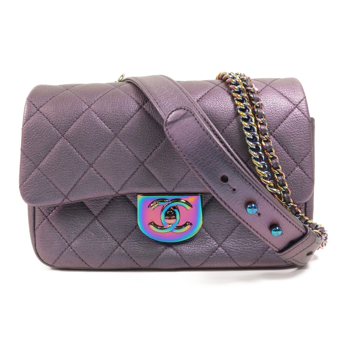 Chanel Chain Shoulder Bag Purple: Purple calfskin chain shoulder bag with shoulder strap.