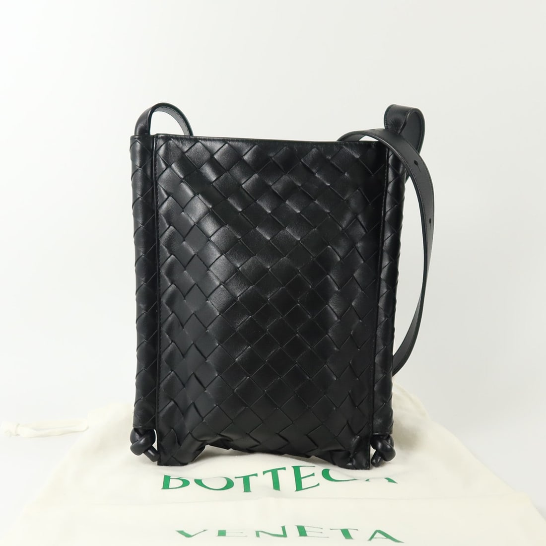 Bottega Small Flat Loop Black - 10