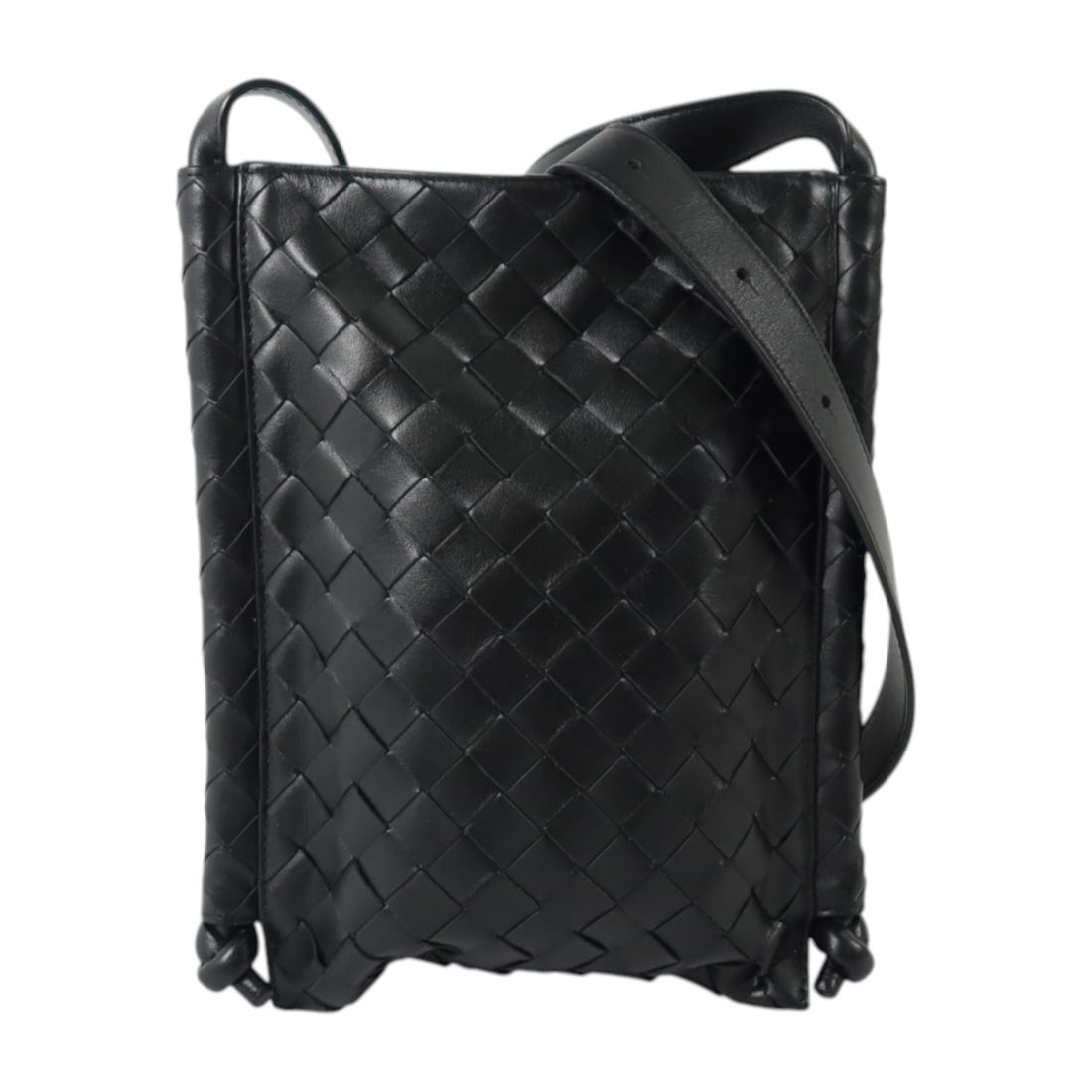 Bottega Small Flat Loop Black: Small Flat Loop shoulder bag in black intrecciato leather. Includes storage bags. Size 18 x 25.5 x 1.6 cm.