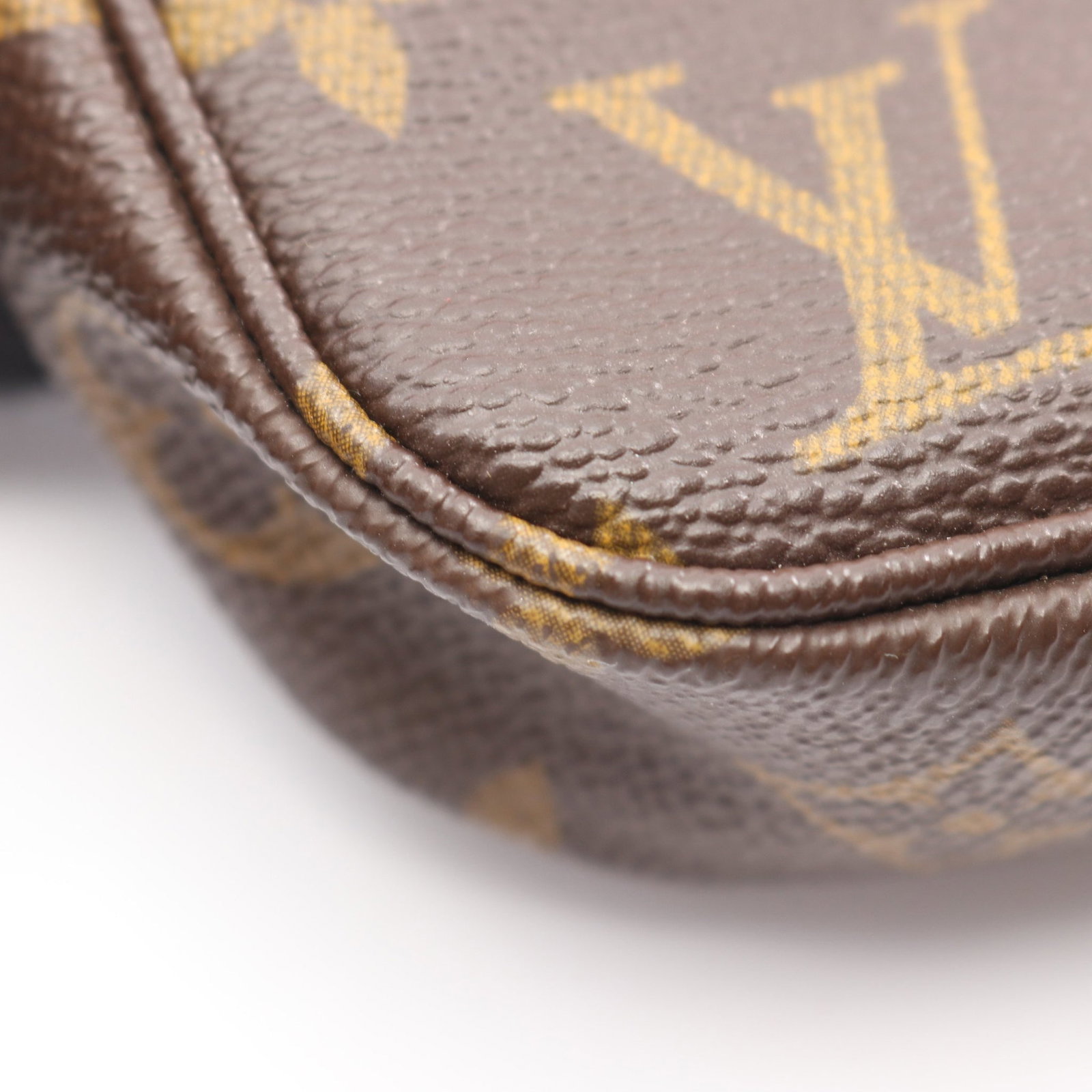 Louis Vuitton Pochette Accessoires - 7