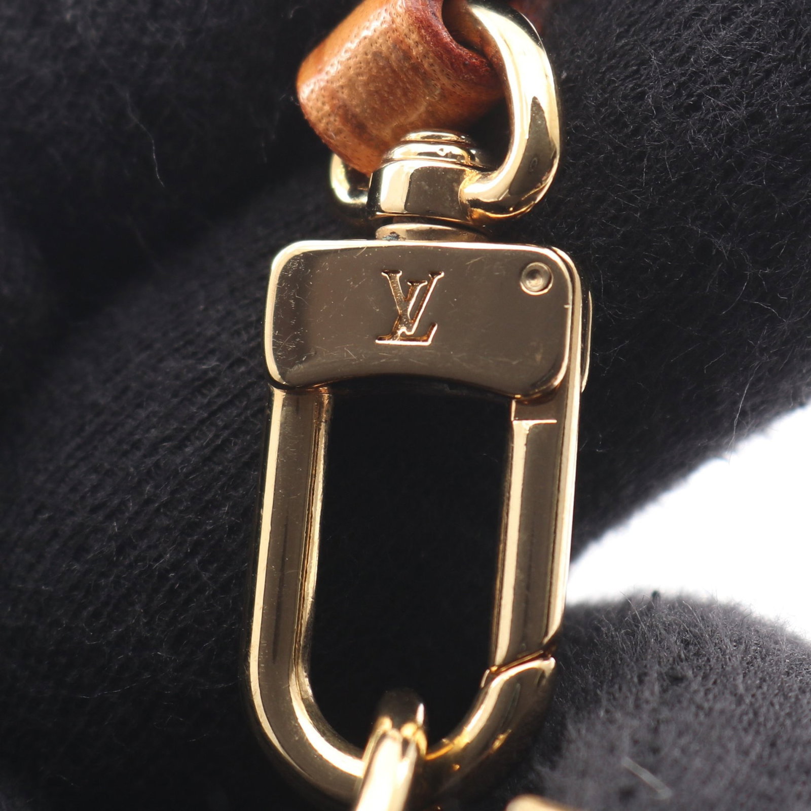 Louis Vuitton Pochette Accessoires - 9