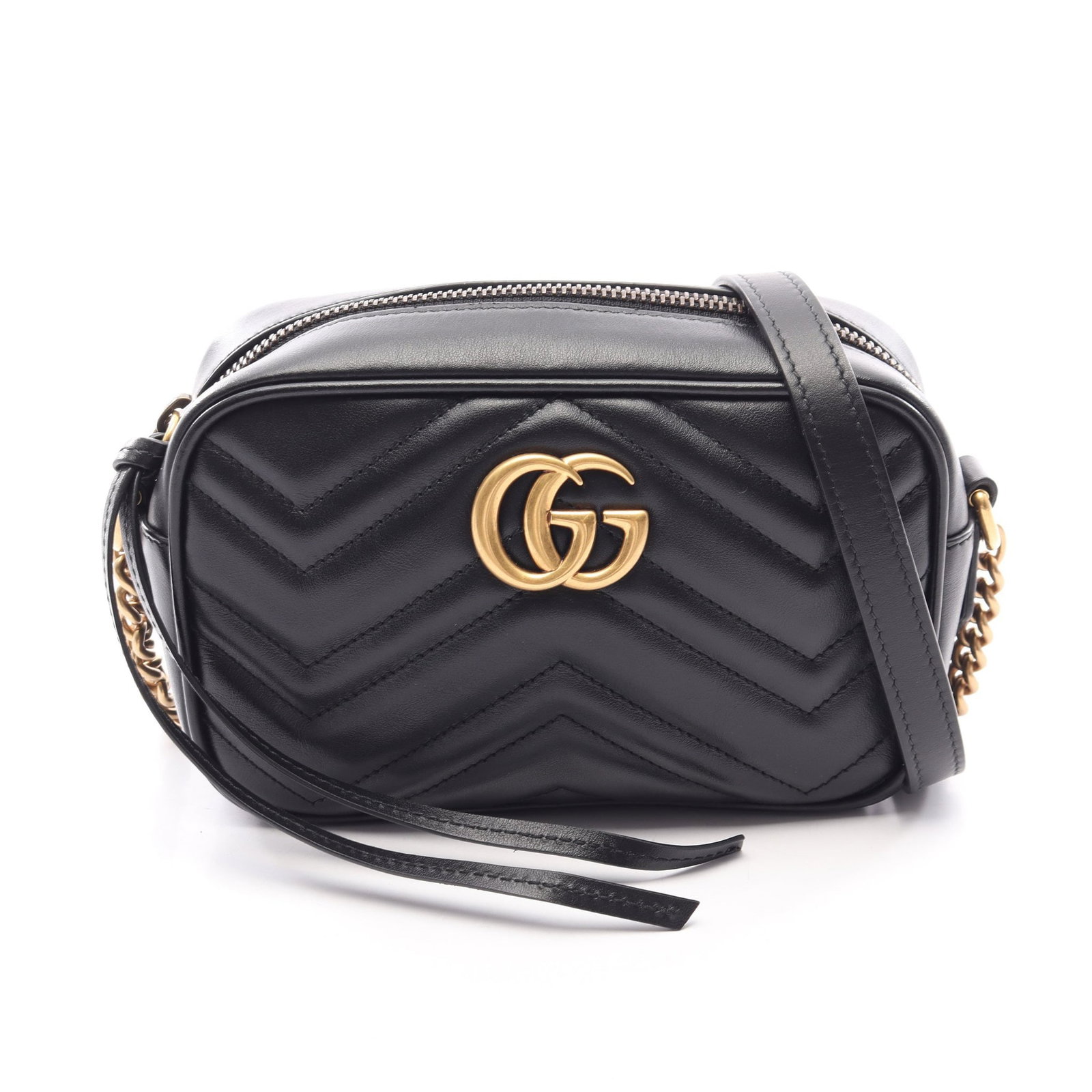 Gucci Marmont Quilted Mini Black: GG Marmont quilting mini chain shoulder bag in black leather. Size 17 x 12 x 5.5 cm.