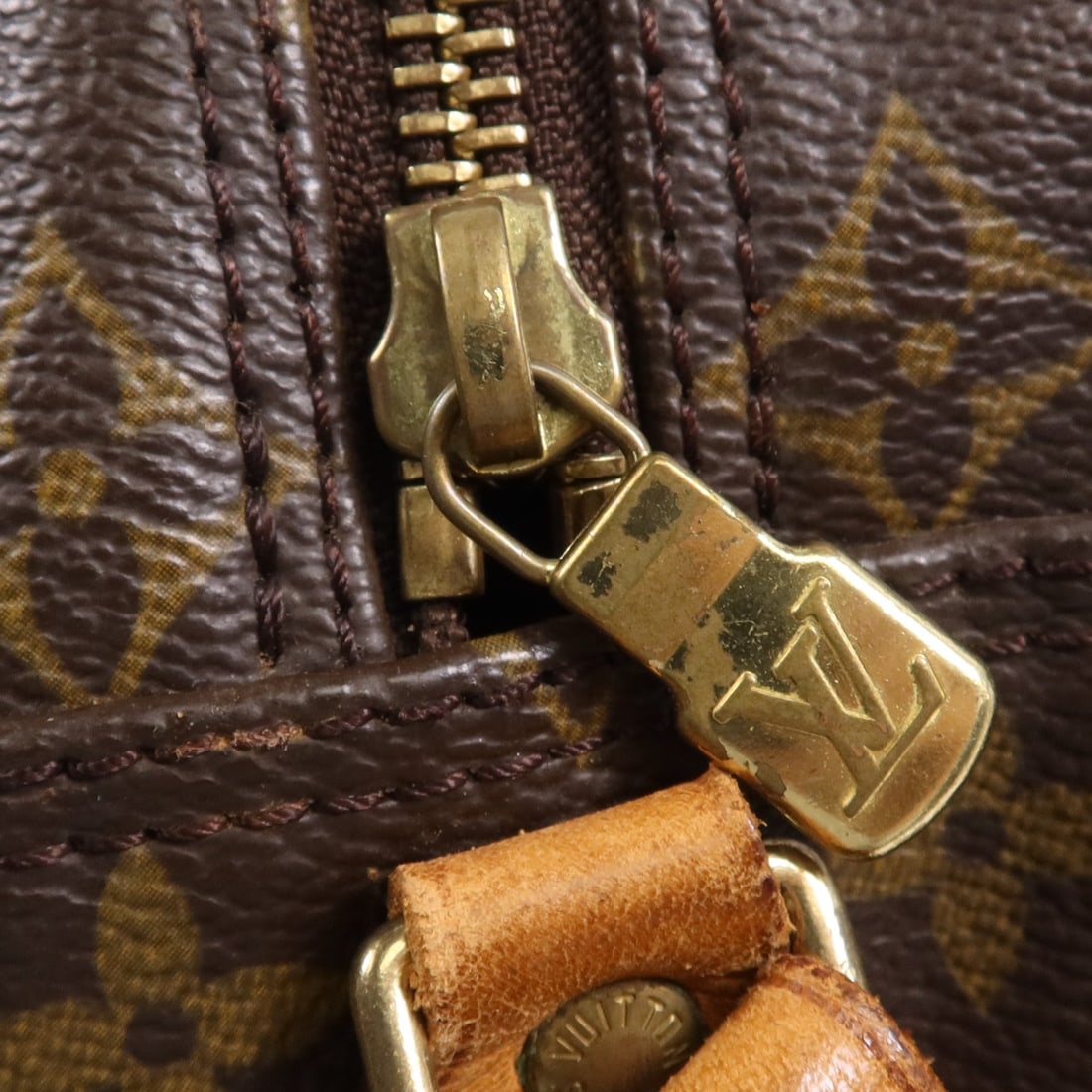 Louis Vuitton Blois Monogram - 14
