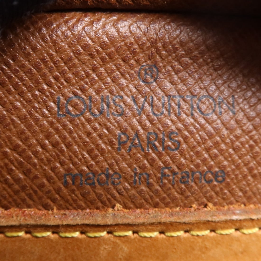 Louis Vuitton Blois Monogram - 16