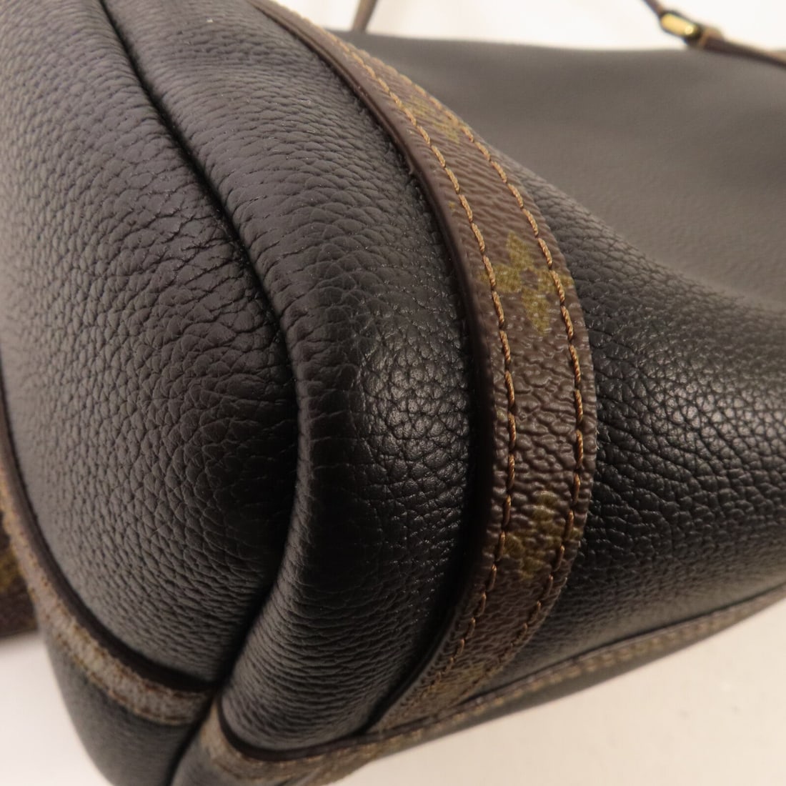 Louis Vuitton Express PM Black - 10