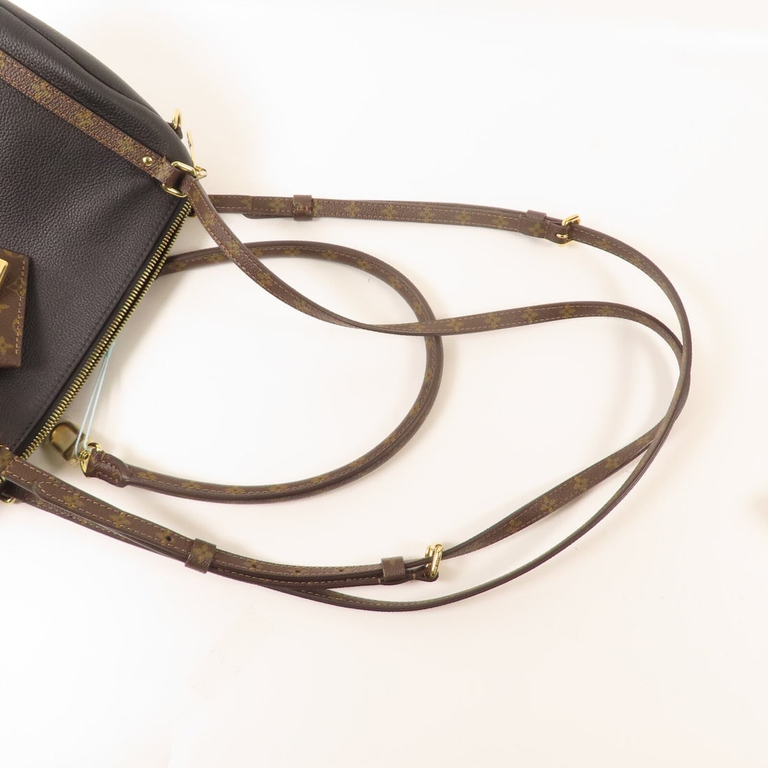 Louis Vuitton Express PM Black - 12