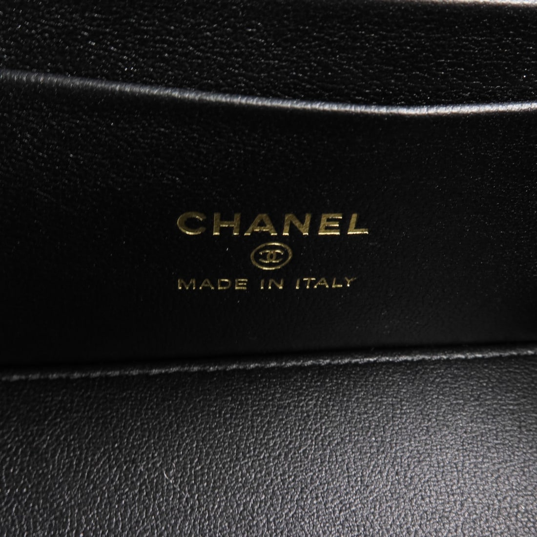 Chanel Vanity Case AP3258 Black - 6