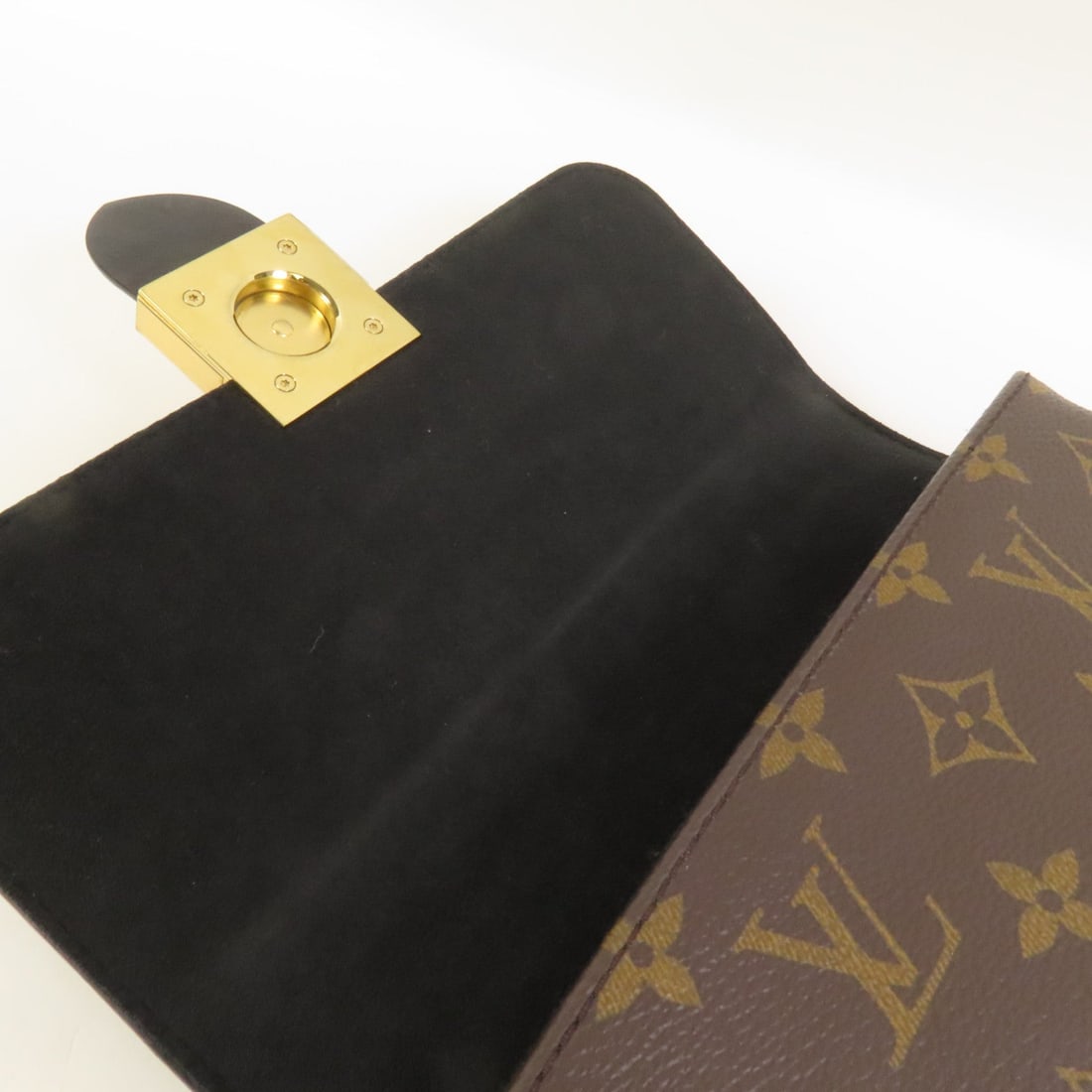 Louis Vuitton Locky BB - 16