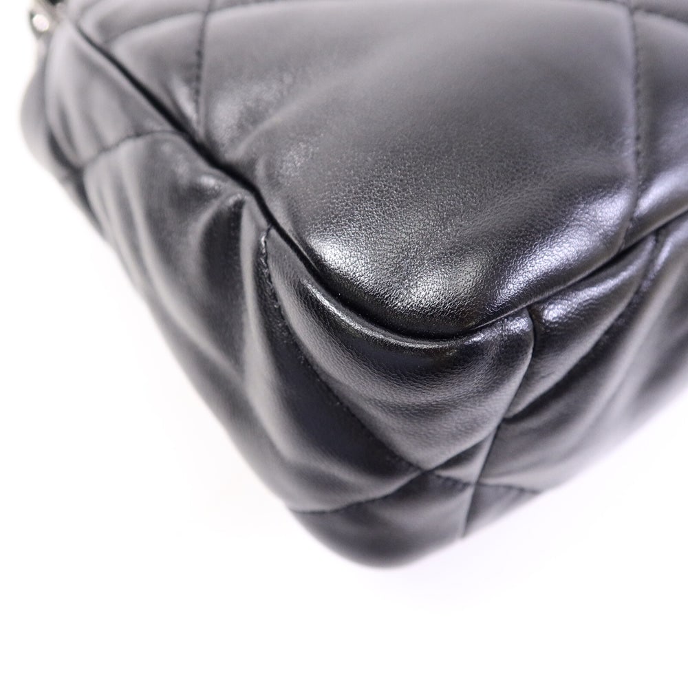 Chanel 19 Small Black - 14