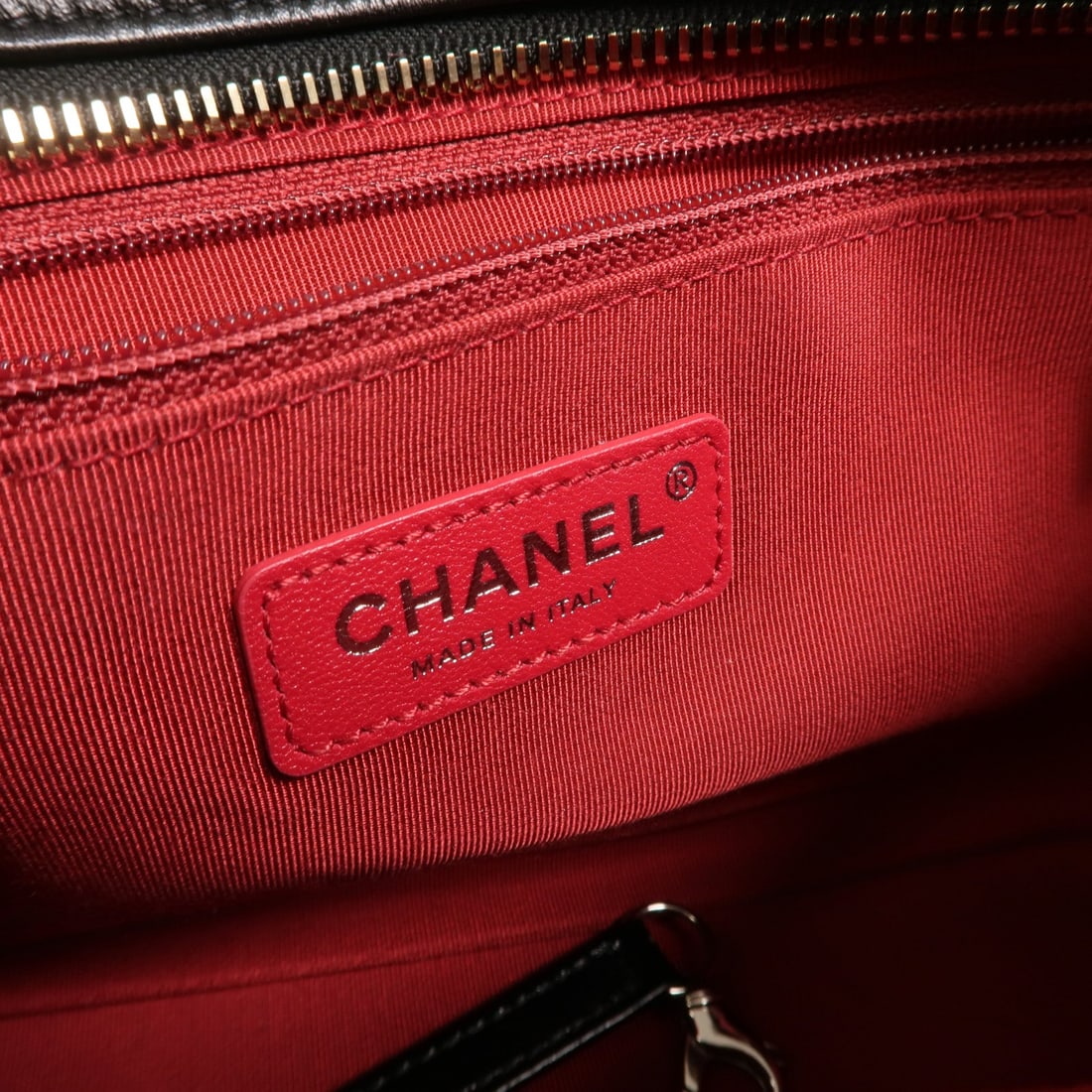Chanel Gabrielle Medium Black - 6
