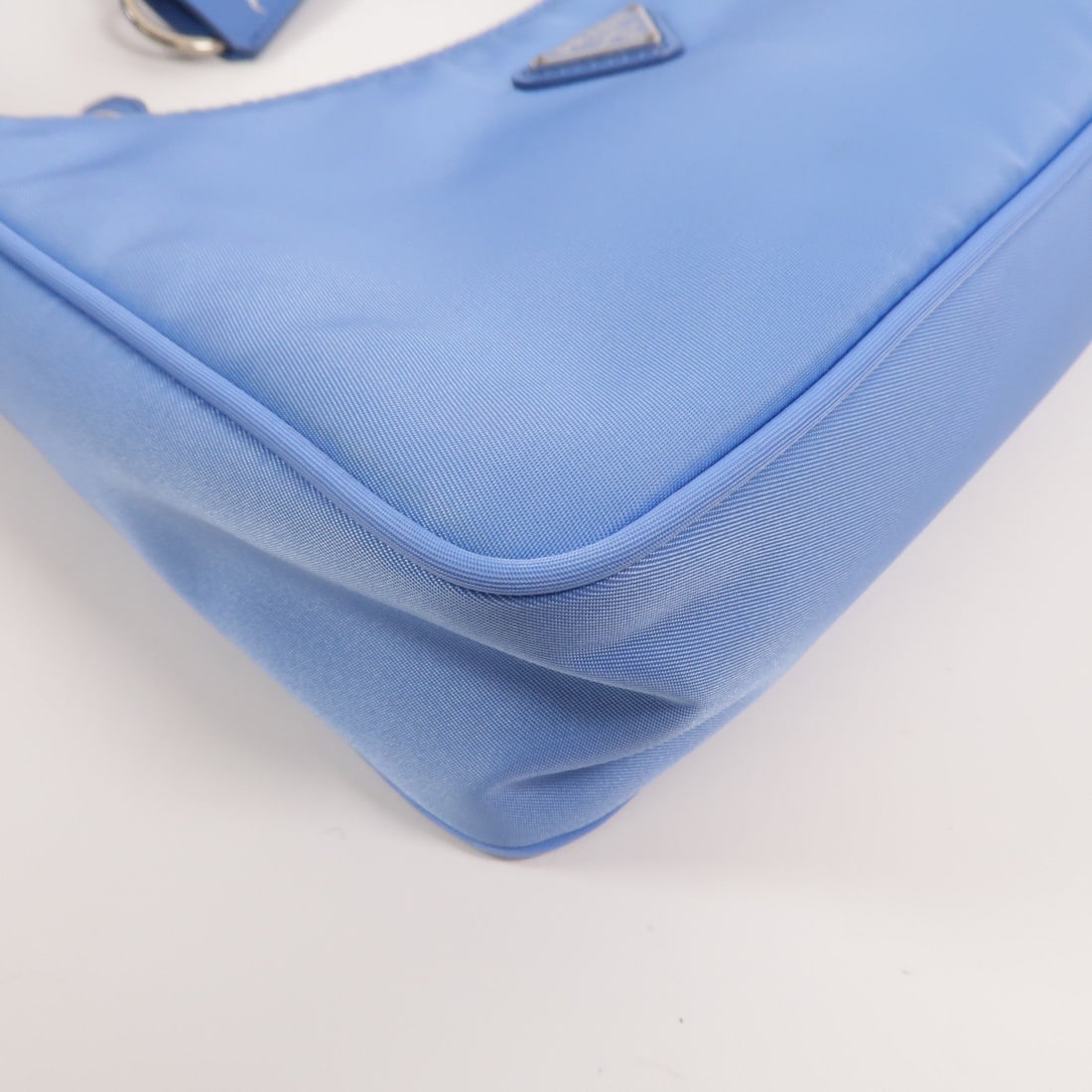 Prada Re-Edition 2000 Blue - 14