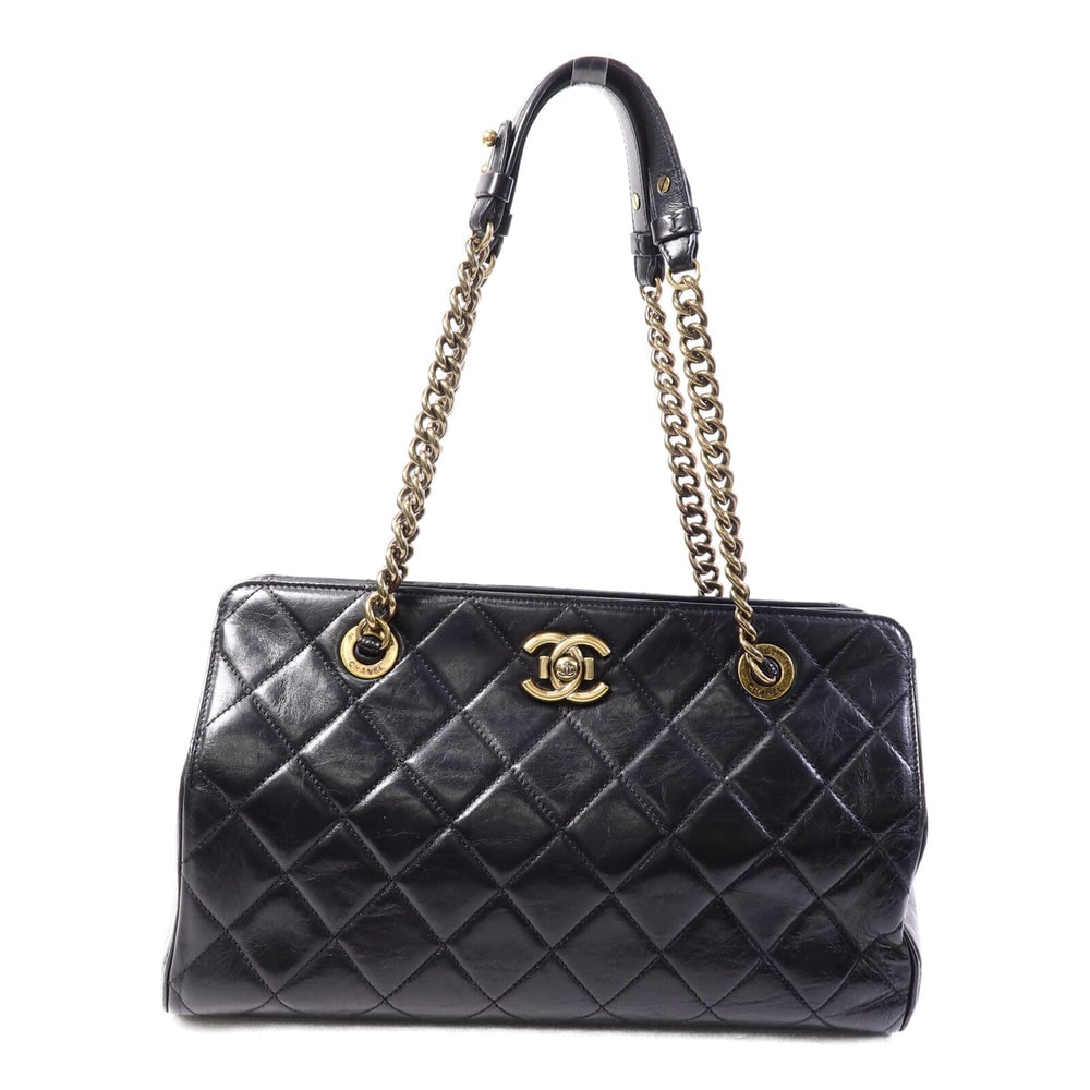 Chanel Chain Shoulder Bag Black: Black calfskin chain shoulder bag.