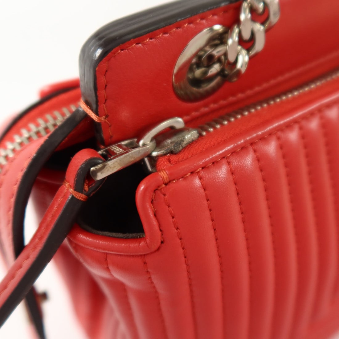 Fendi Dotcom Click Chain Red - 15