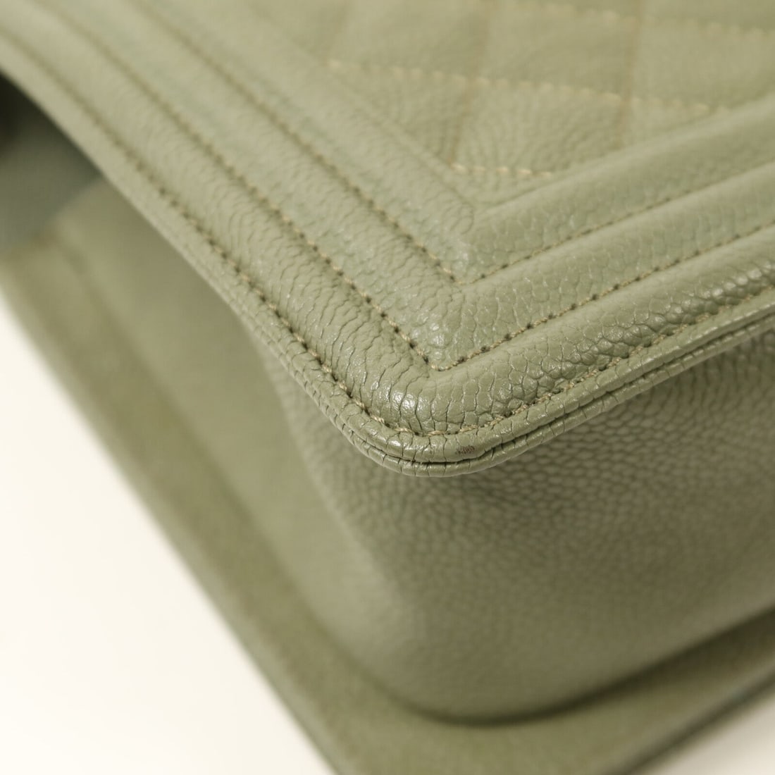 Chanel Boy 25 Green - 13