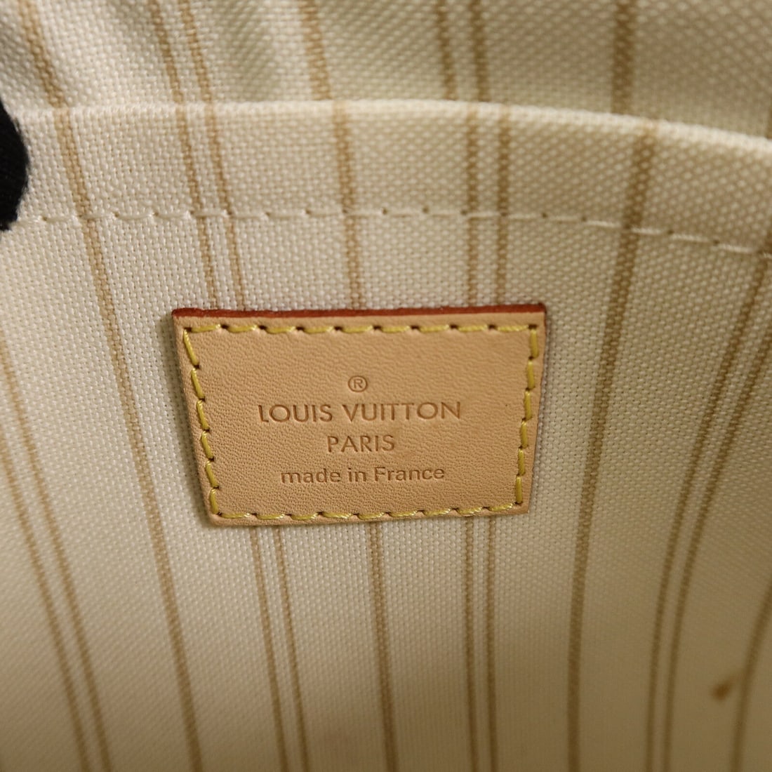 Louis Vuitton Neverfull MM - 11