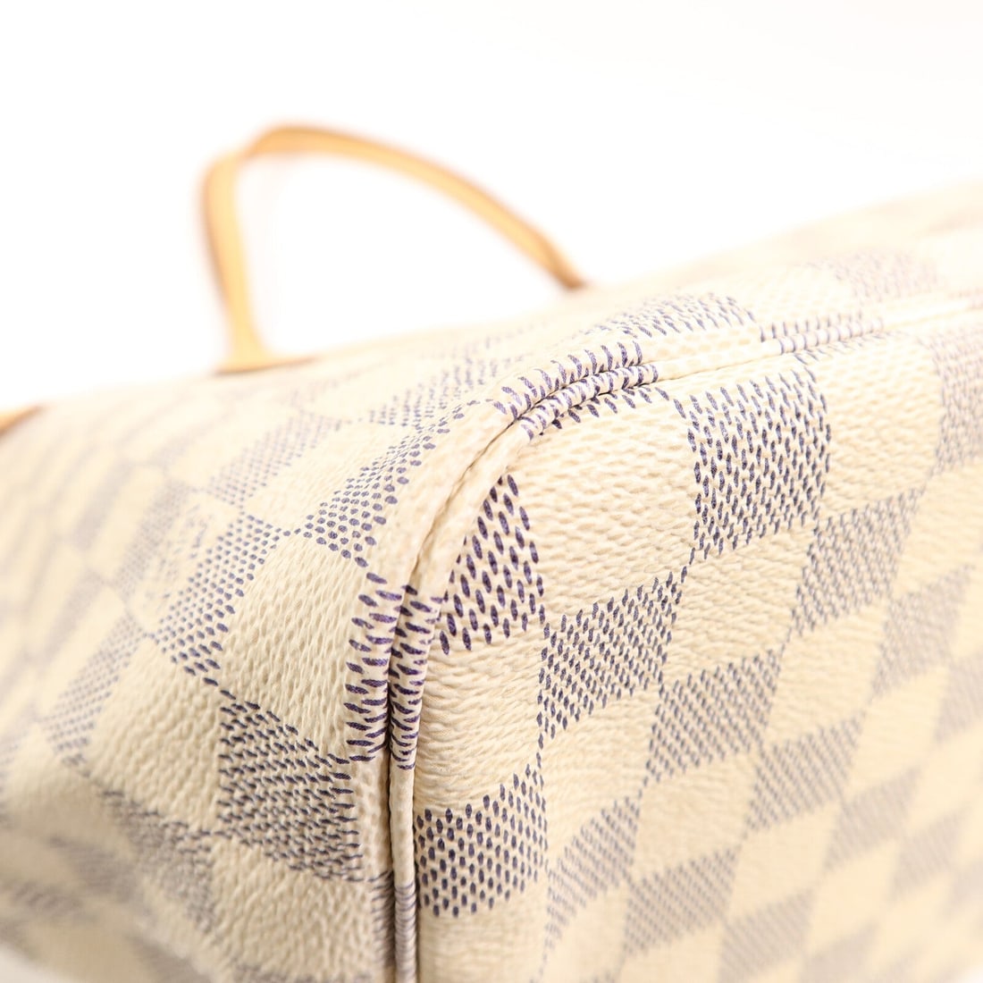 Louis Vuitton Neverfull MM - 16