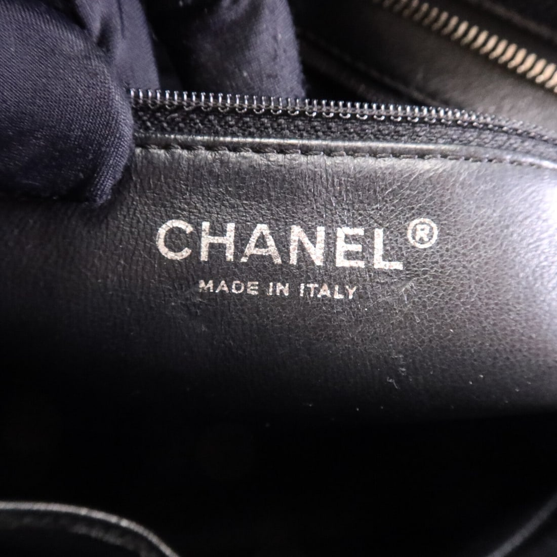 Chanel CC Shoulder Bag - 6