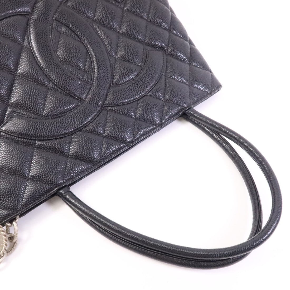 Chanel CC Shoulder Bag - 9